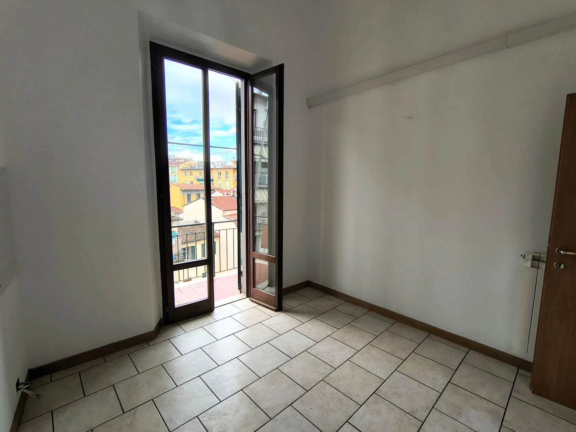 Quadrilocale in viale Giovanni Amendola s.n.c. - Photo 1