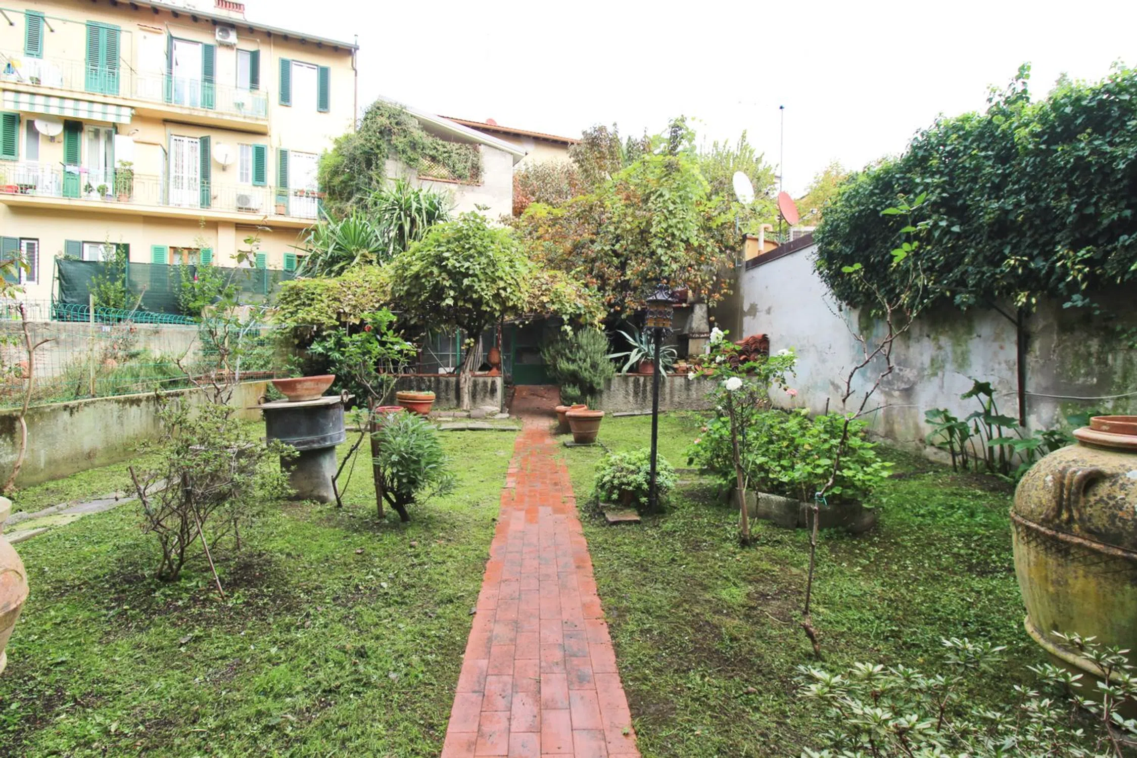 Appartamento su due piani in via Enrico Petrella, 56 - Photo 3