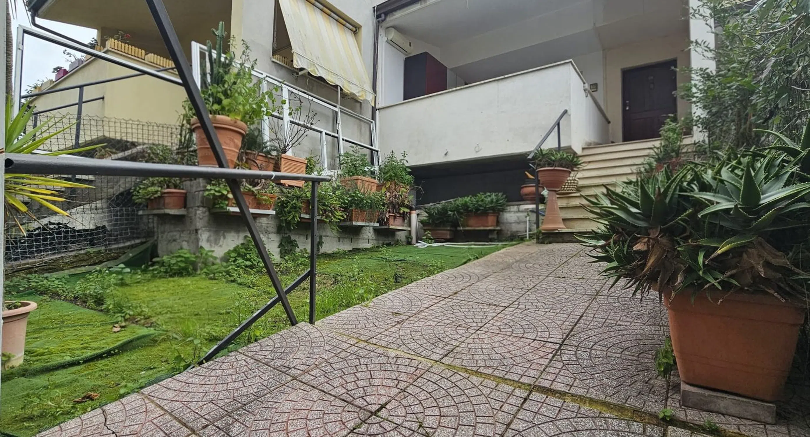 Villetta a schiera in via Francesco Giuseppe Bressani s.n.c. - Photo 2