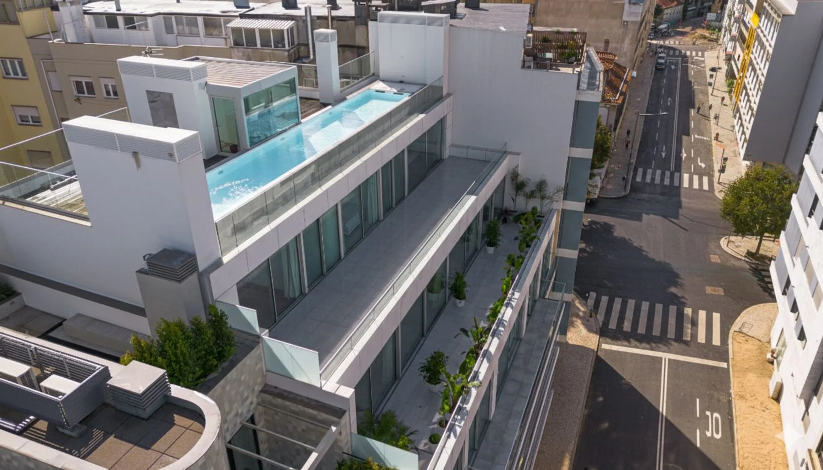 Duplex - Photo 2