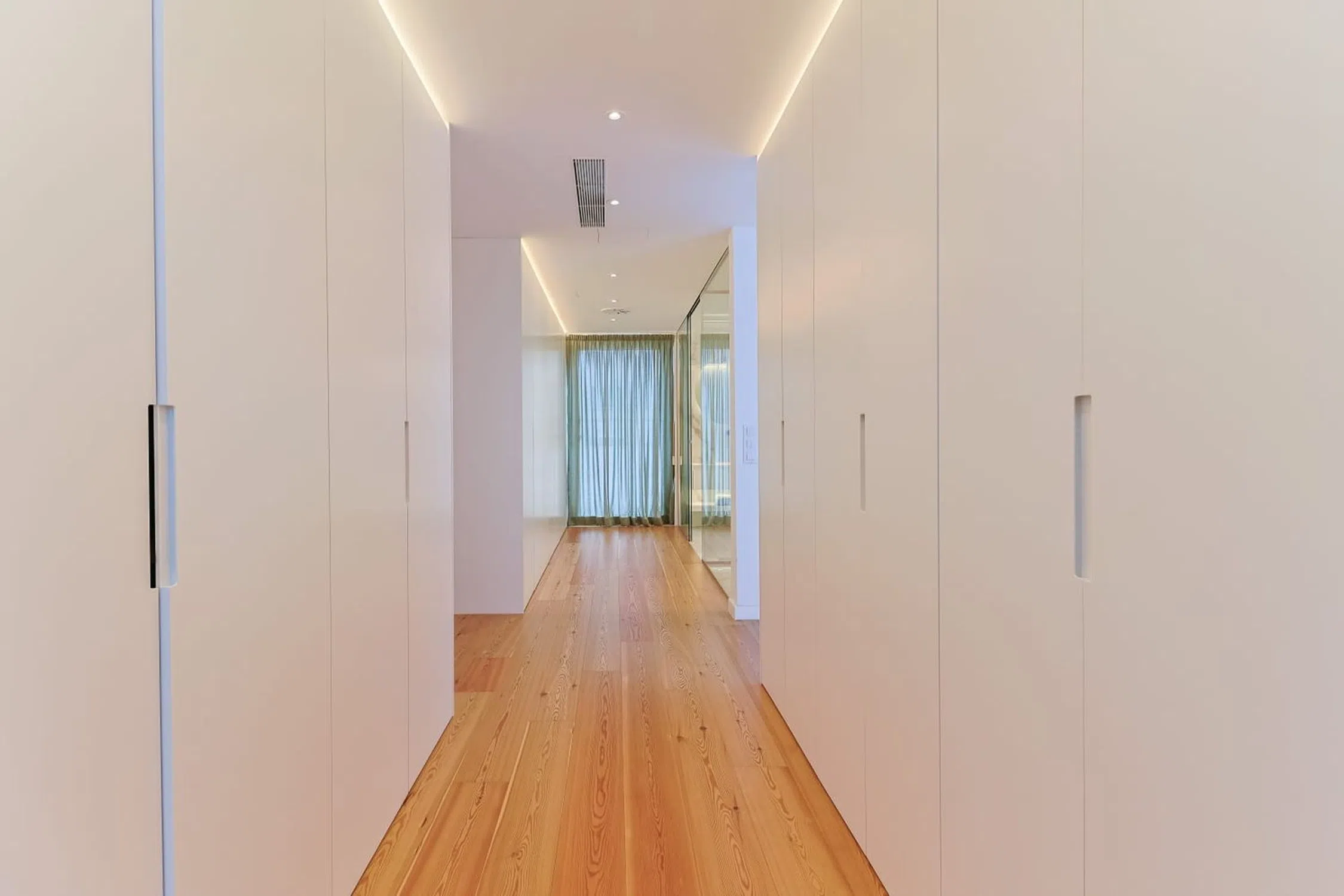 Duplex - Photo 14