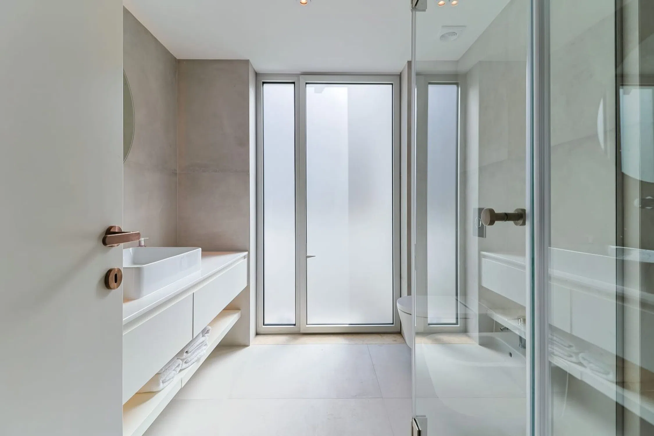 Duplex - Photo 15