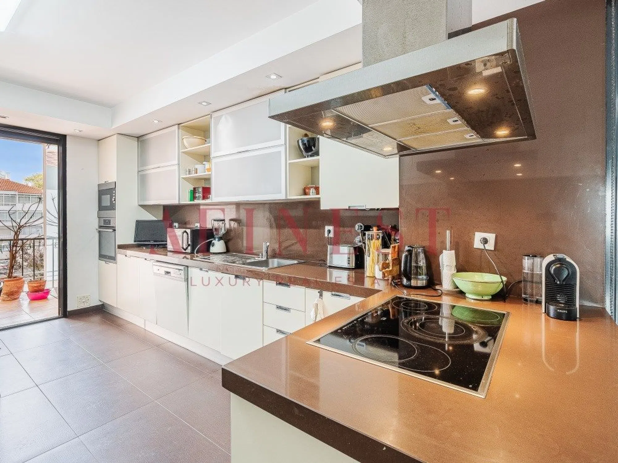Apartamento na rua António da Silva - Photo 17