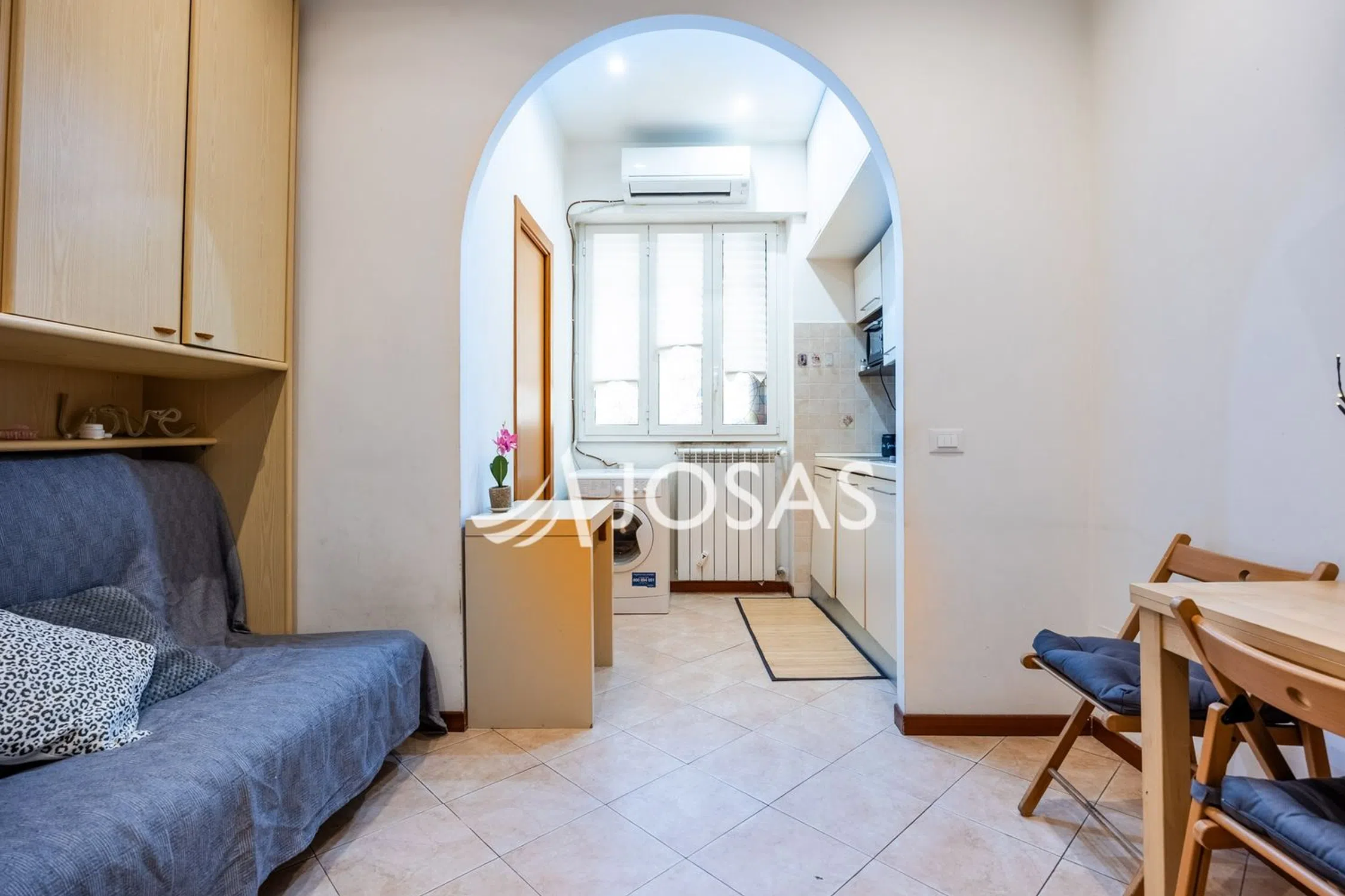 Monolocale in via Enrico Cosenz s.n.c. - Photo 2