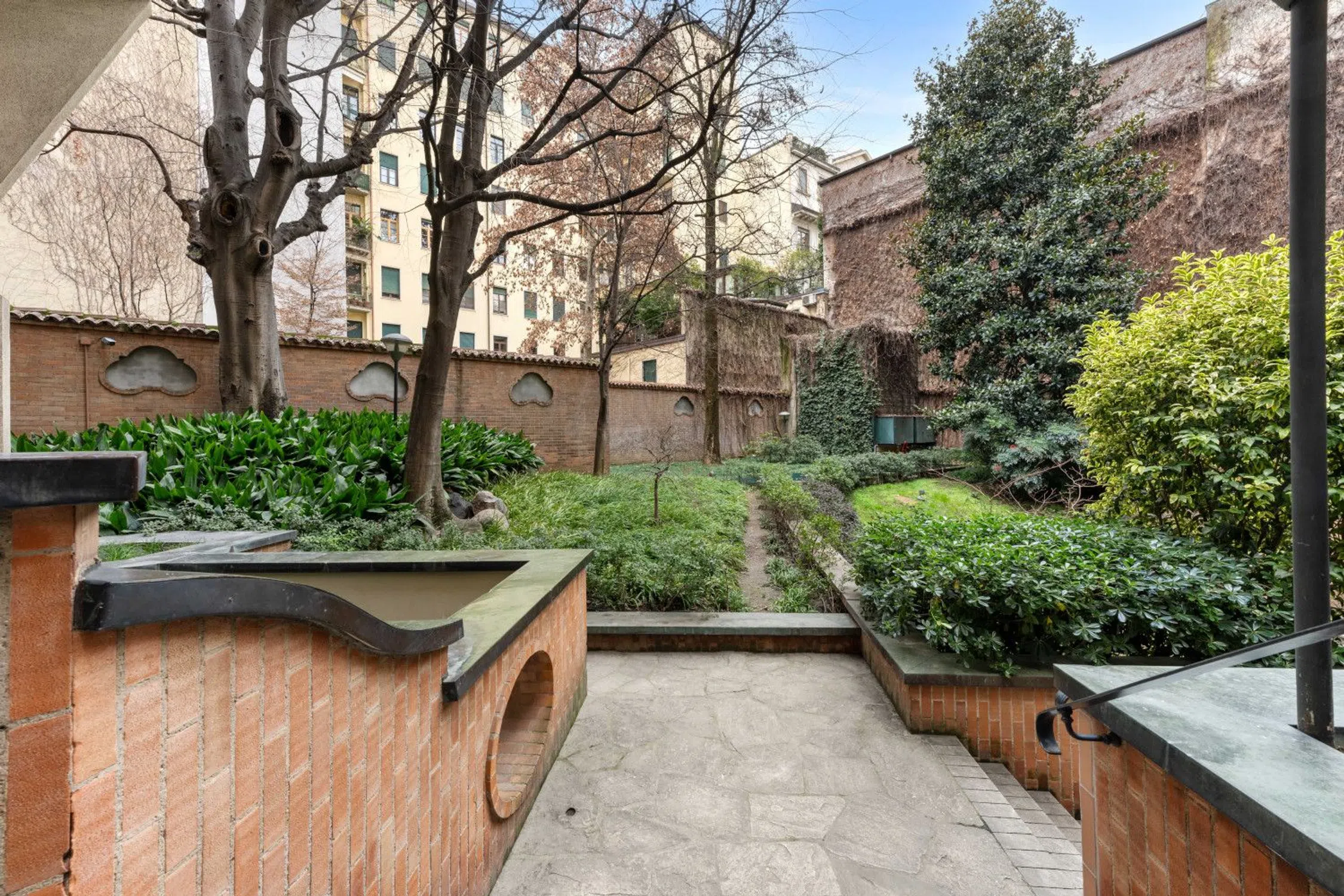 Appartamento in via Borgonuovo s.n.c. - Photo 4