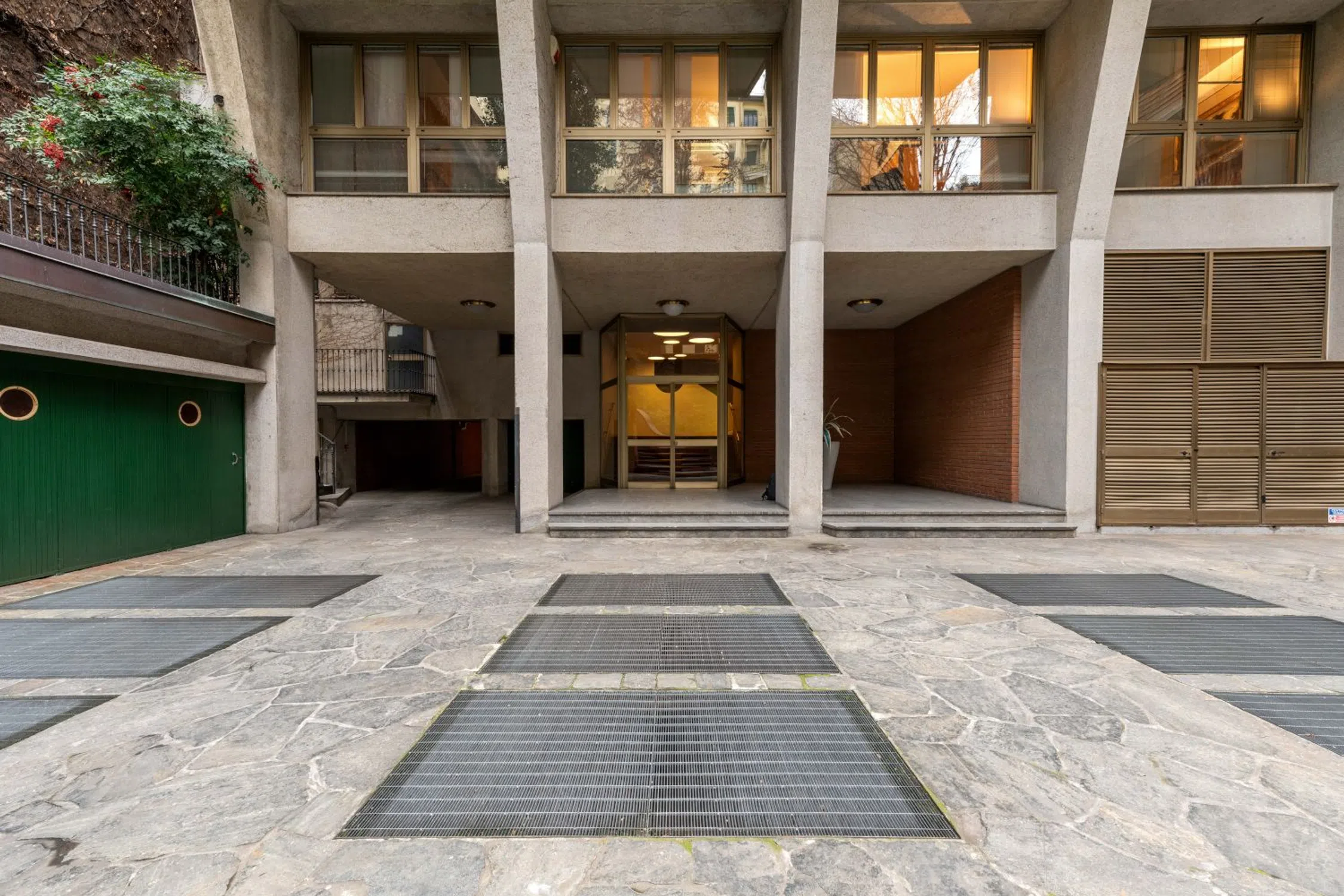 Appartamento in via Borgonuovo s.n.c. - Photo 6