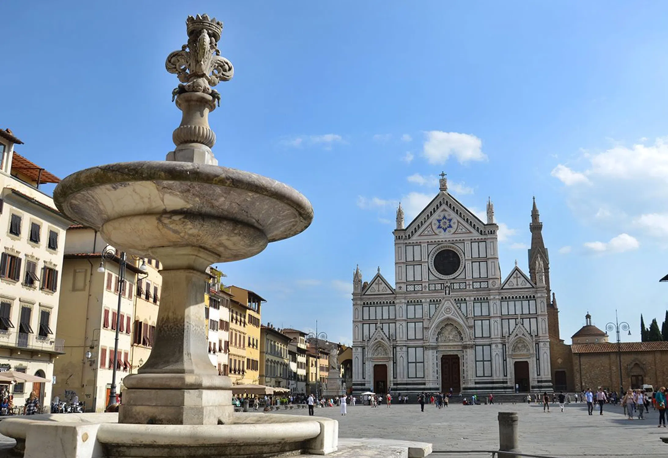Appartamento in piazza di Santa Croce s.n.c. - Photo 2