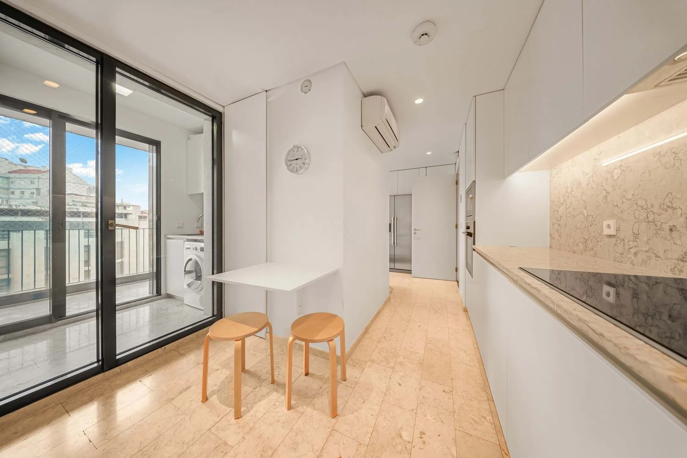 Apartamento na avenida António Augusto de Aguiar, 22 - Photo 14