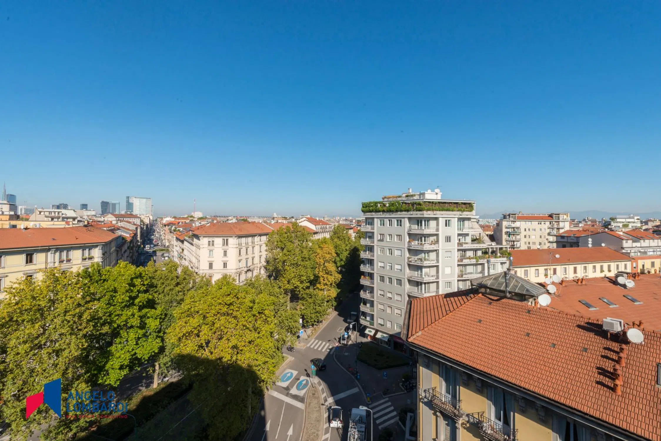 Appartamento su due piani in via Plinio, 46 - Photo 1