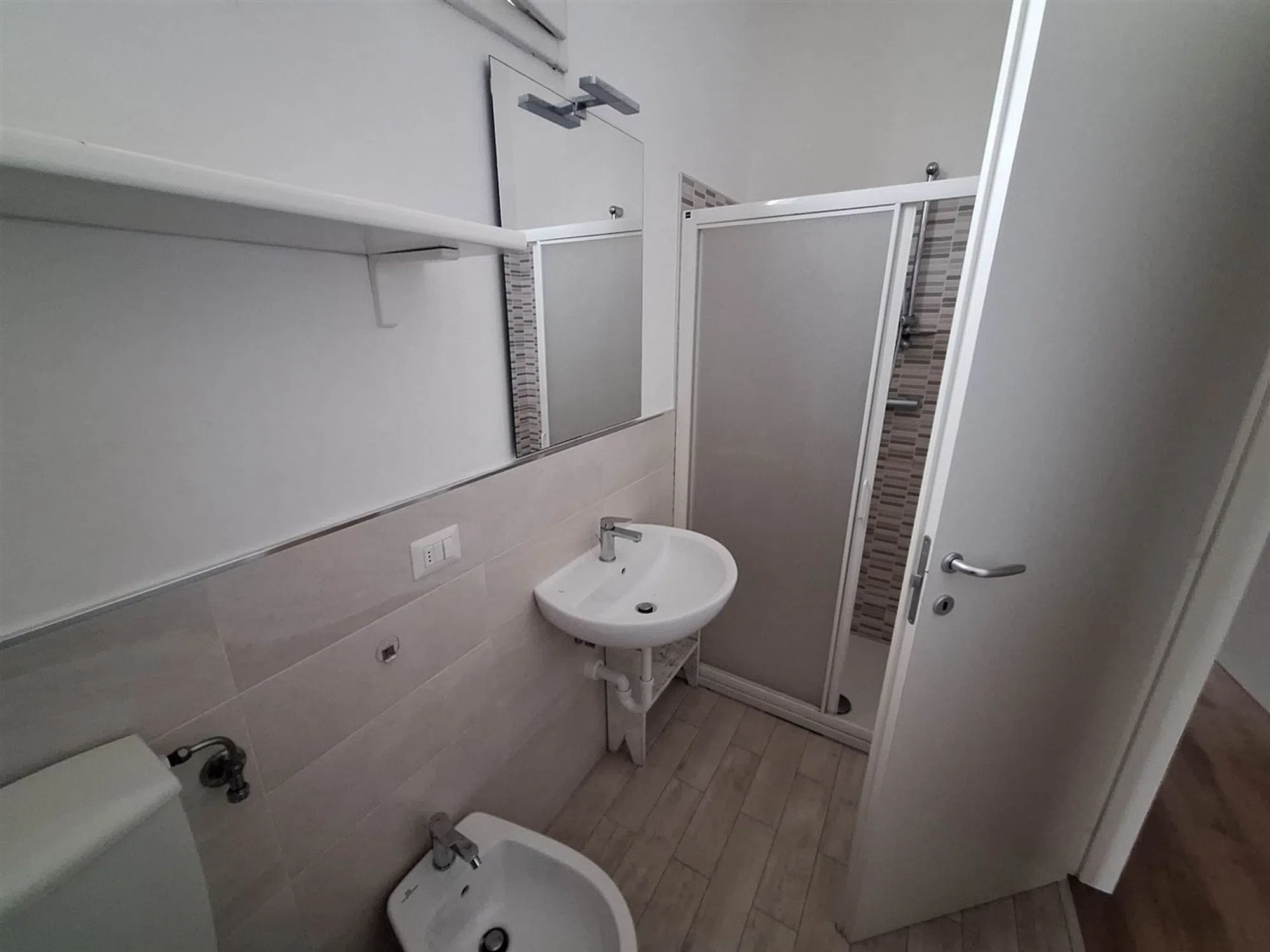 Quadrilocale in Quartiere San Jacopino - Puccini - Photo 3