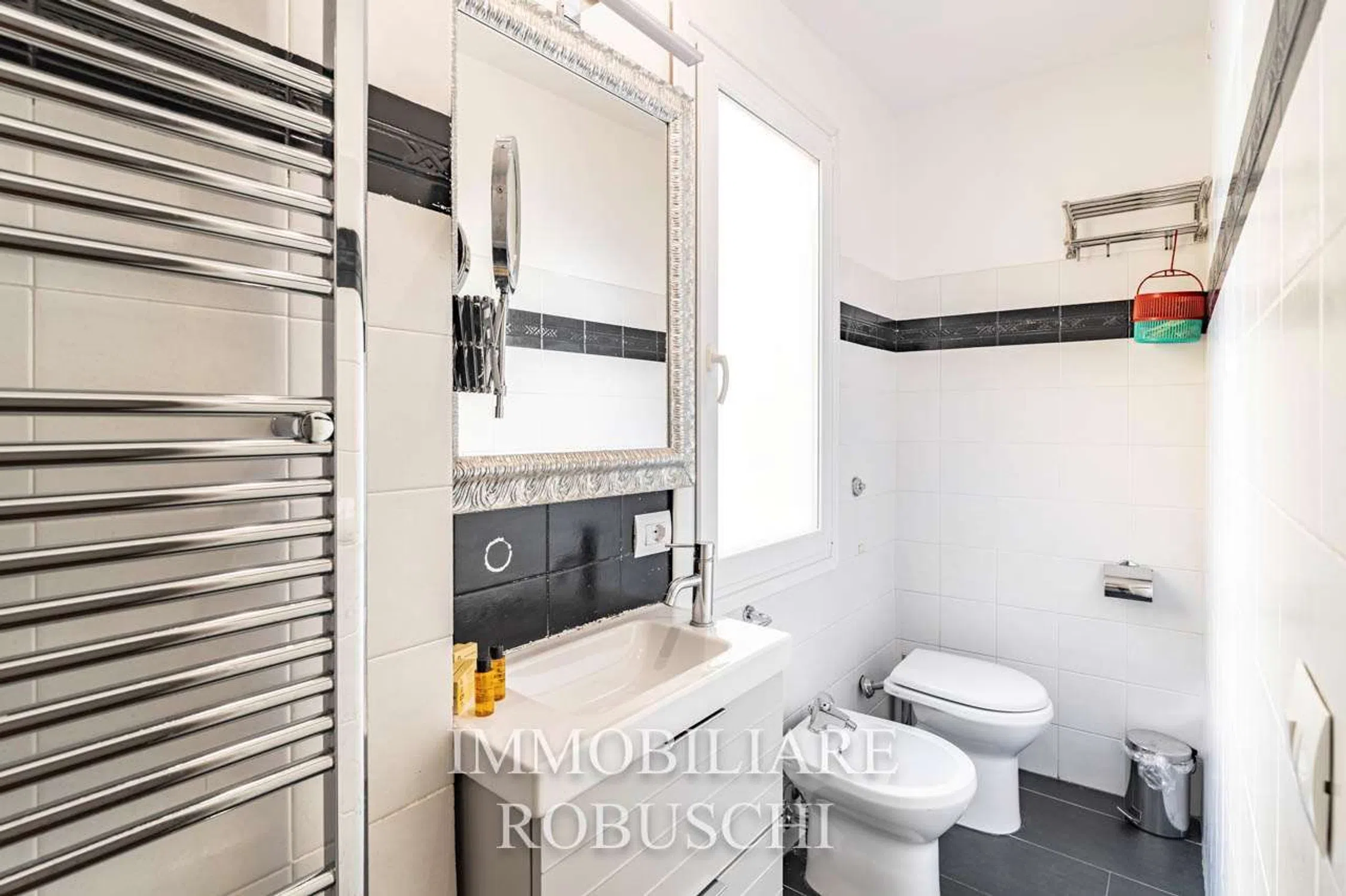 Trilocale in Quartiere Oltrarno - San Frediano - Santo Spirito - Photo 10