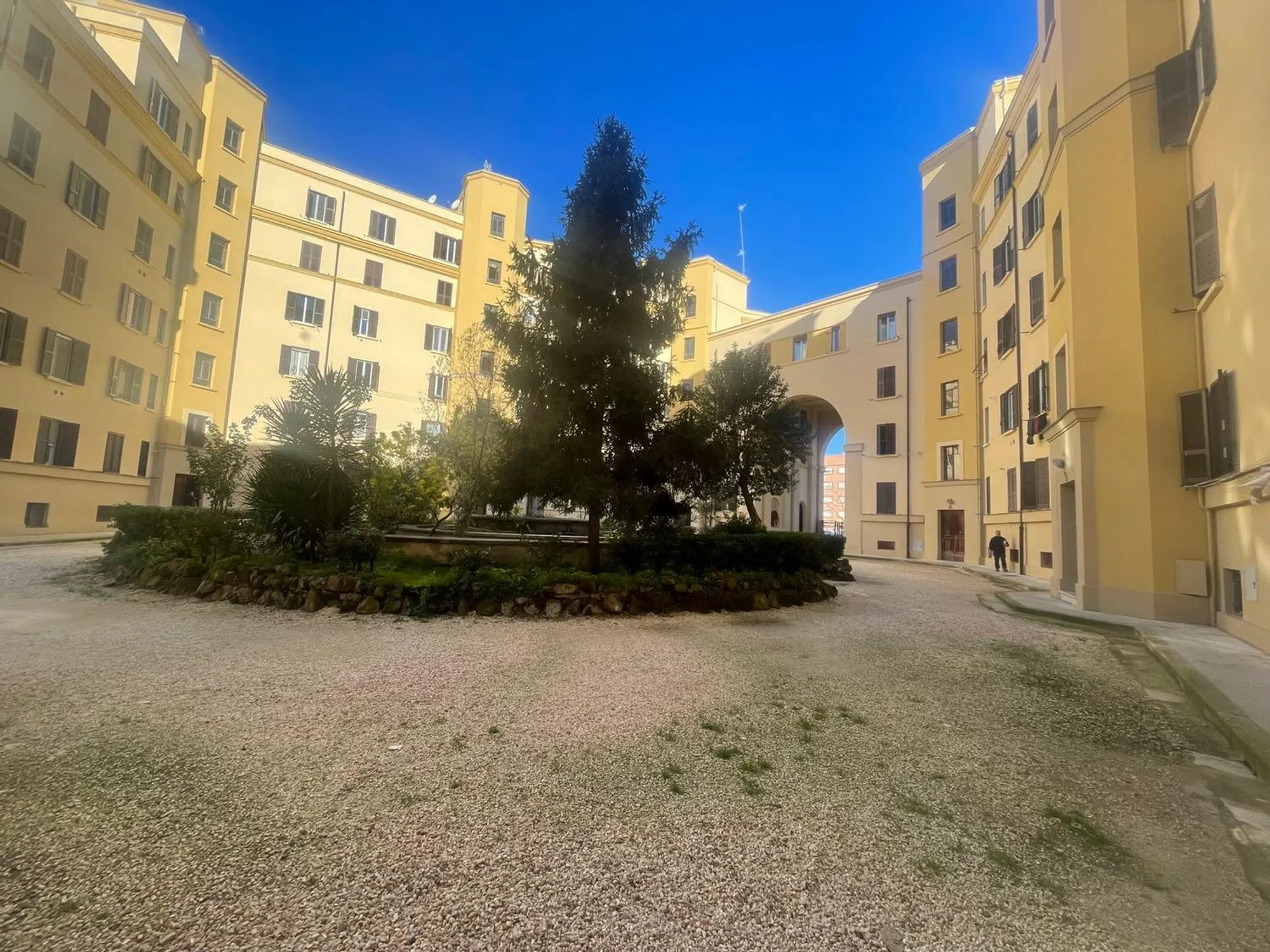 Trilocale in piazza Tommaso de Cristoforis s.n.c. - Photo 5