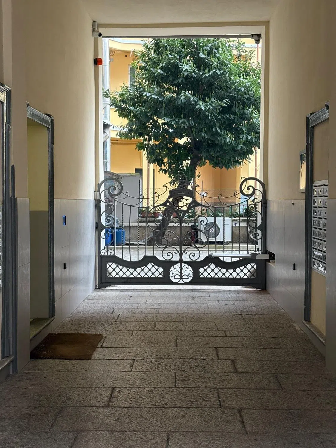 Bilocale in via Francesco de Sanctis, 1 - Photo 2