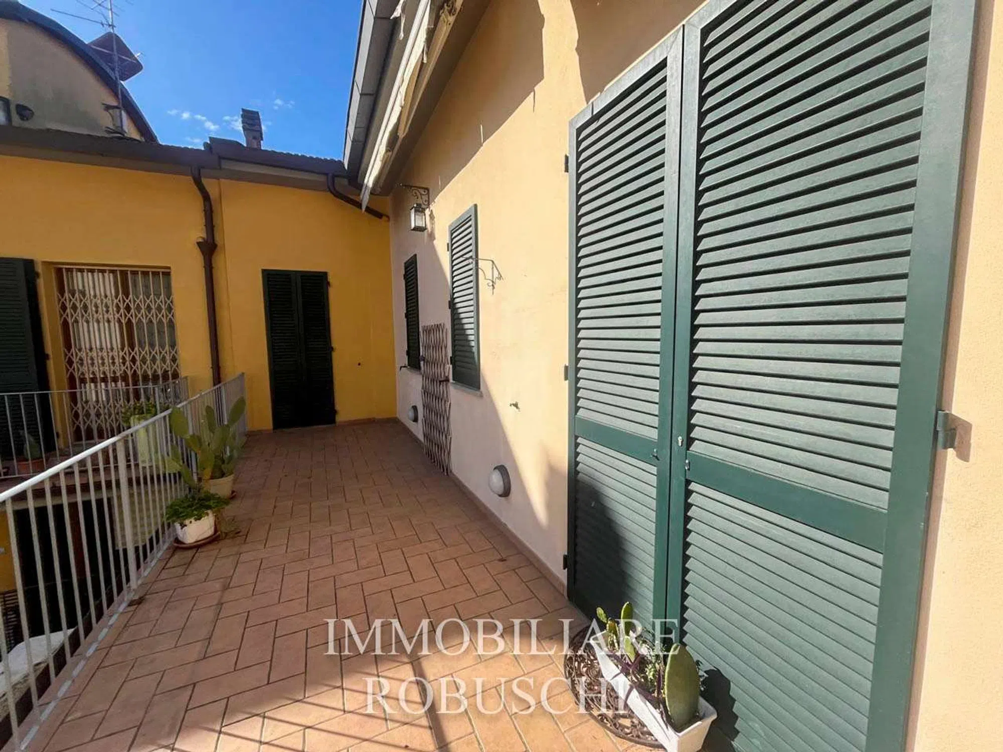 Appartamento in viale Malta s.n.c. - Photo 4