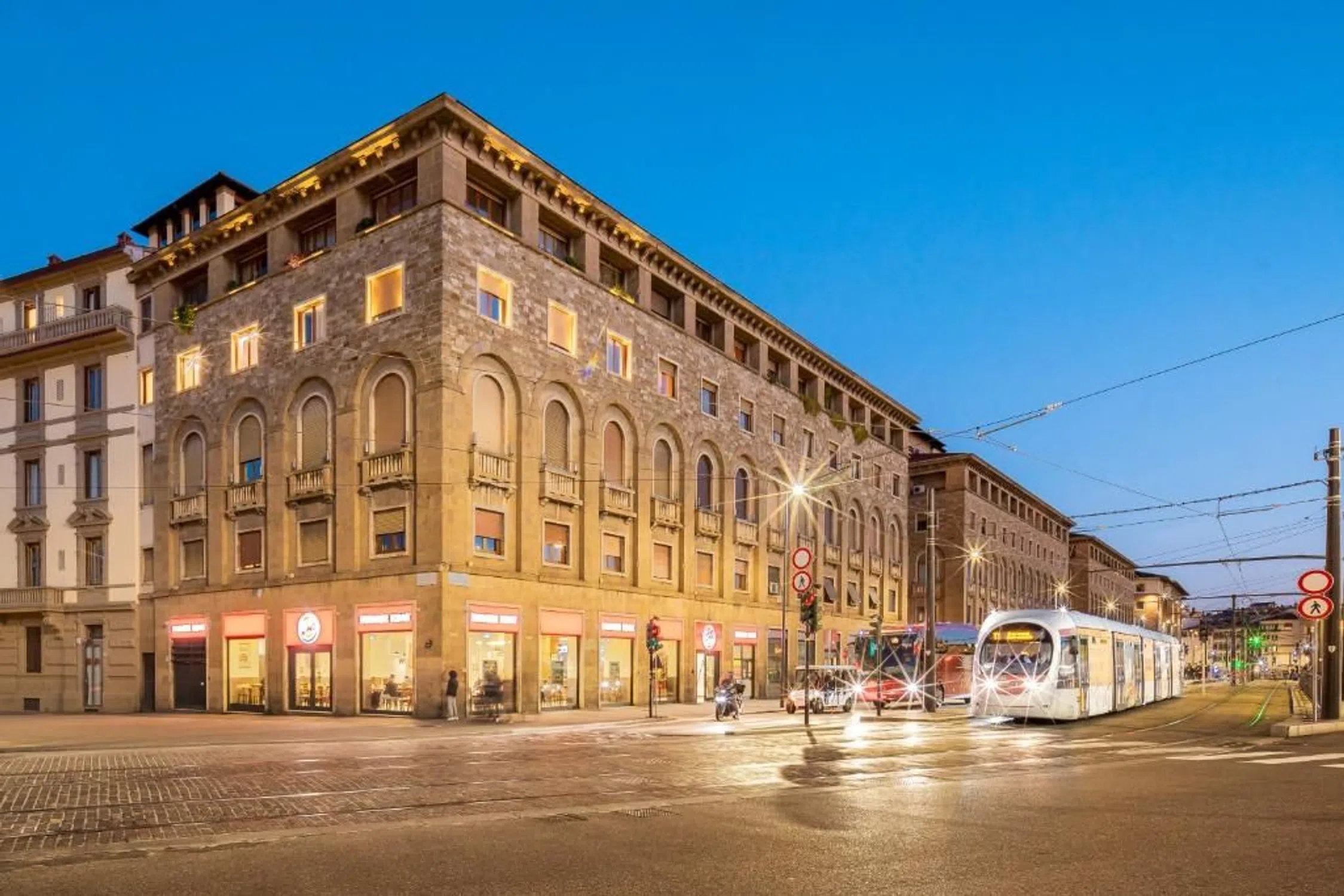 Appartamento in piazza dell'Unità Italiana s.n.c. - Photo 18
