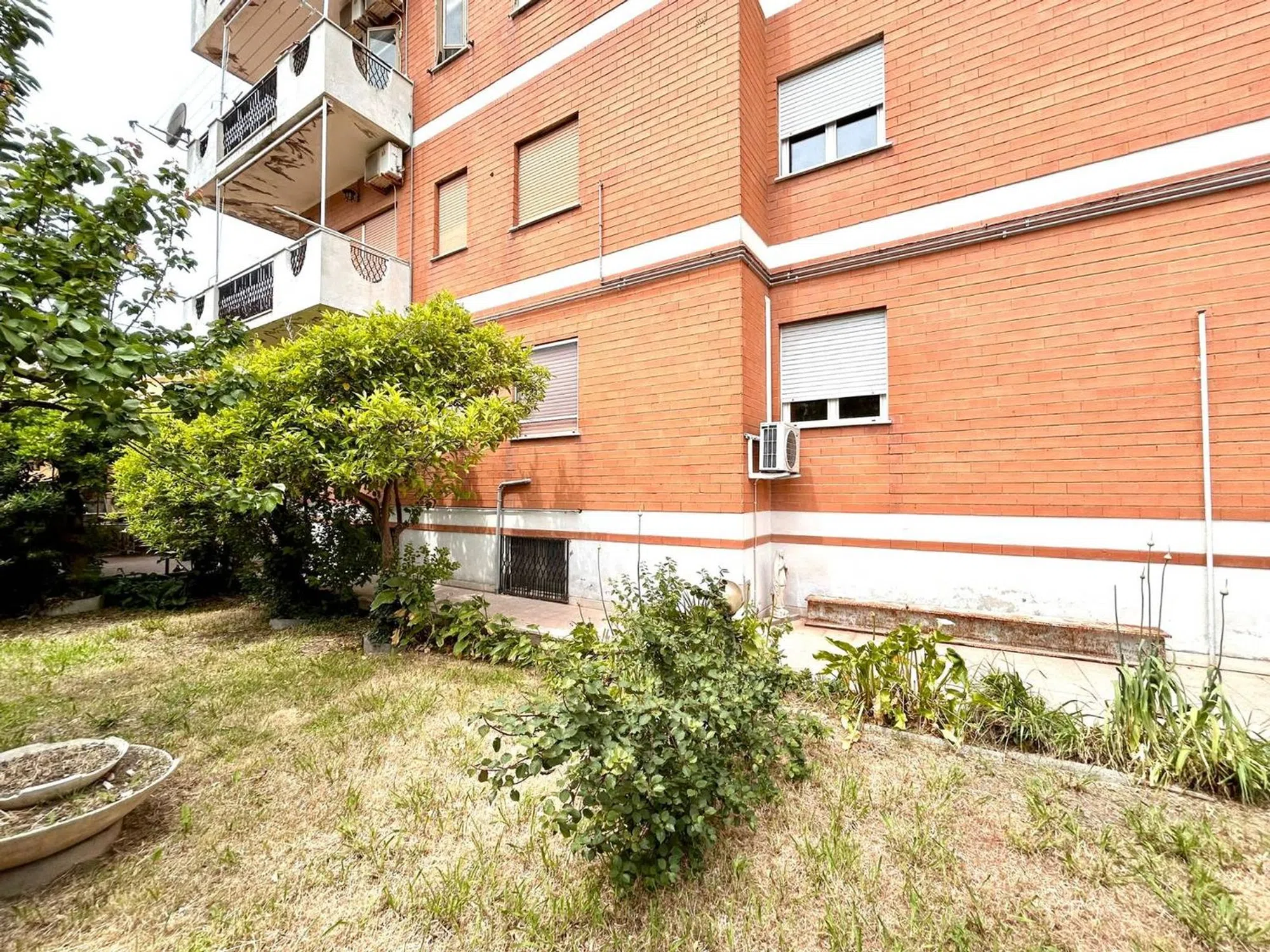 Trilocale in via Edita Broglio s.n.c. - Photo 12