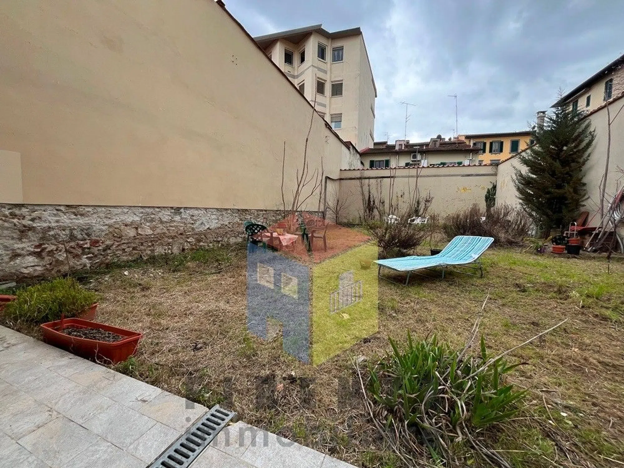Appartamento su due piani in via Enrico Petrella s.n.c. - Photo 2