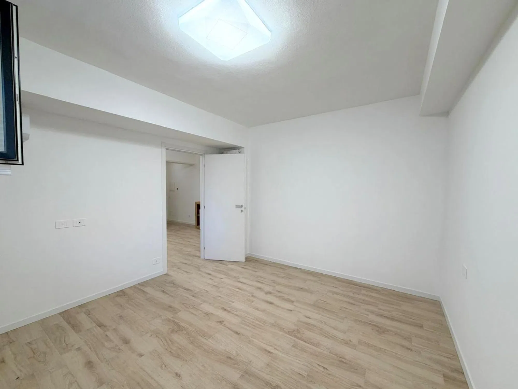 Bilocale in via Ajaccio - Photo 9