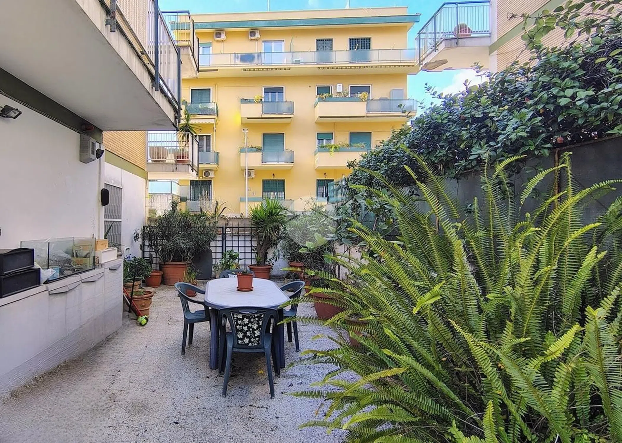 Quadrilocale in via Carlo Denina s.n.c. - Photo 3