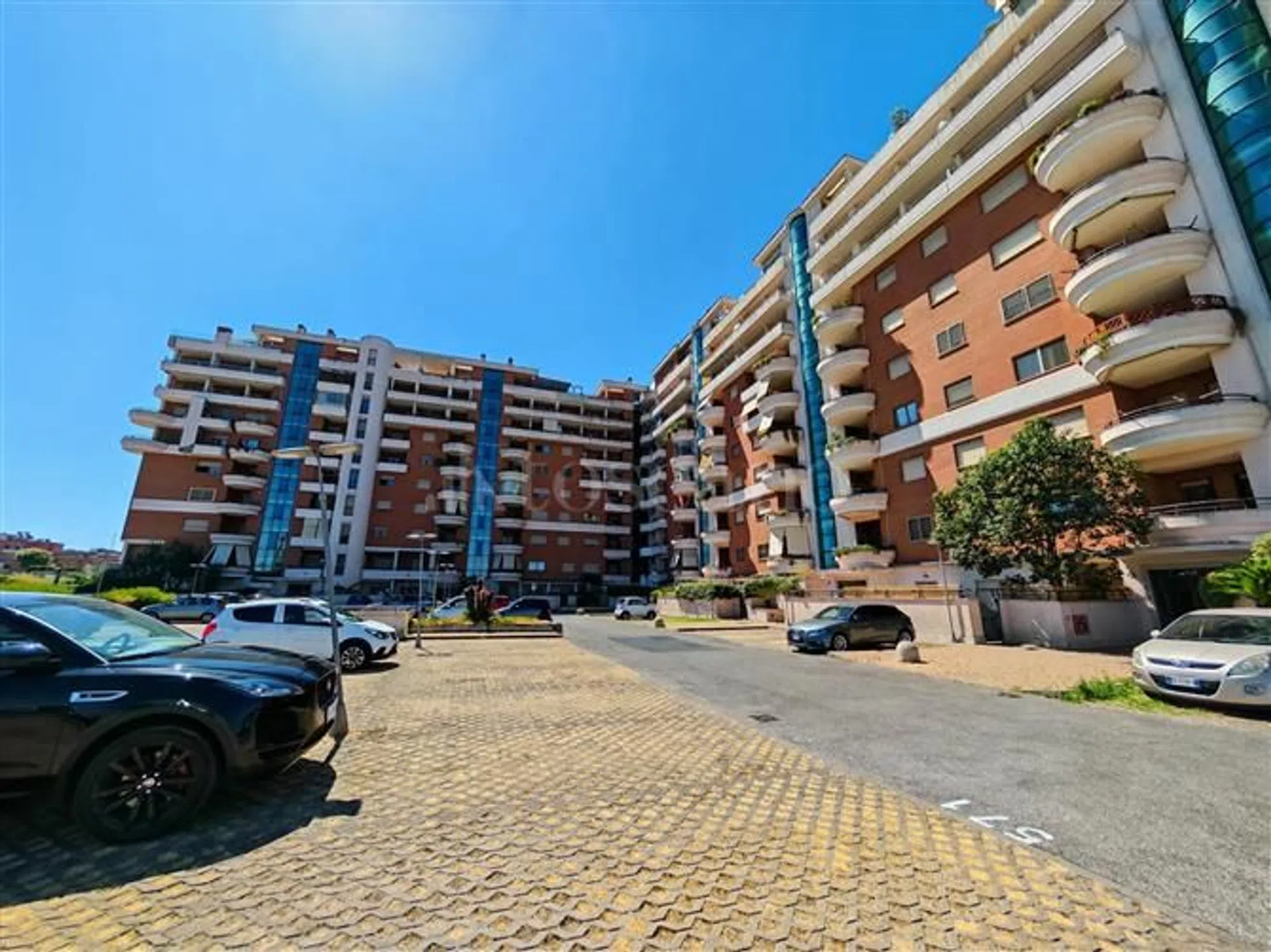 Quadrilocale in via di Acilia - Photo 1