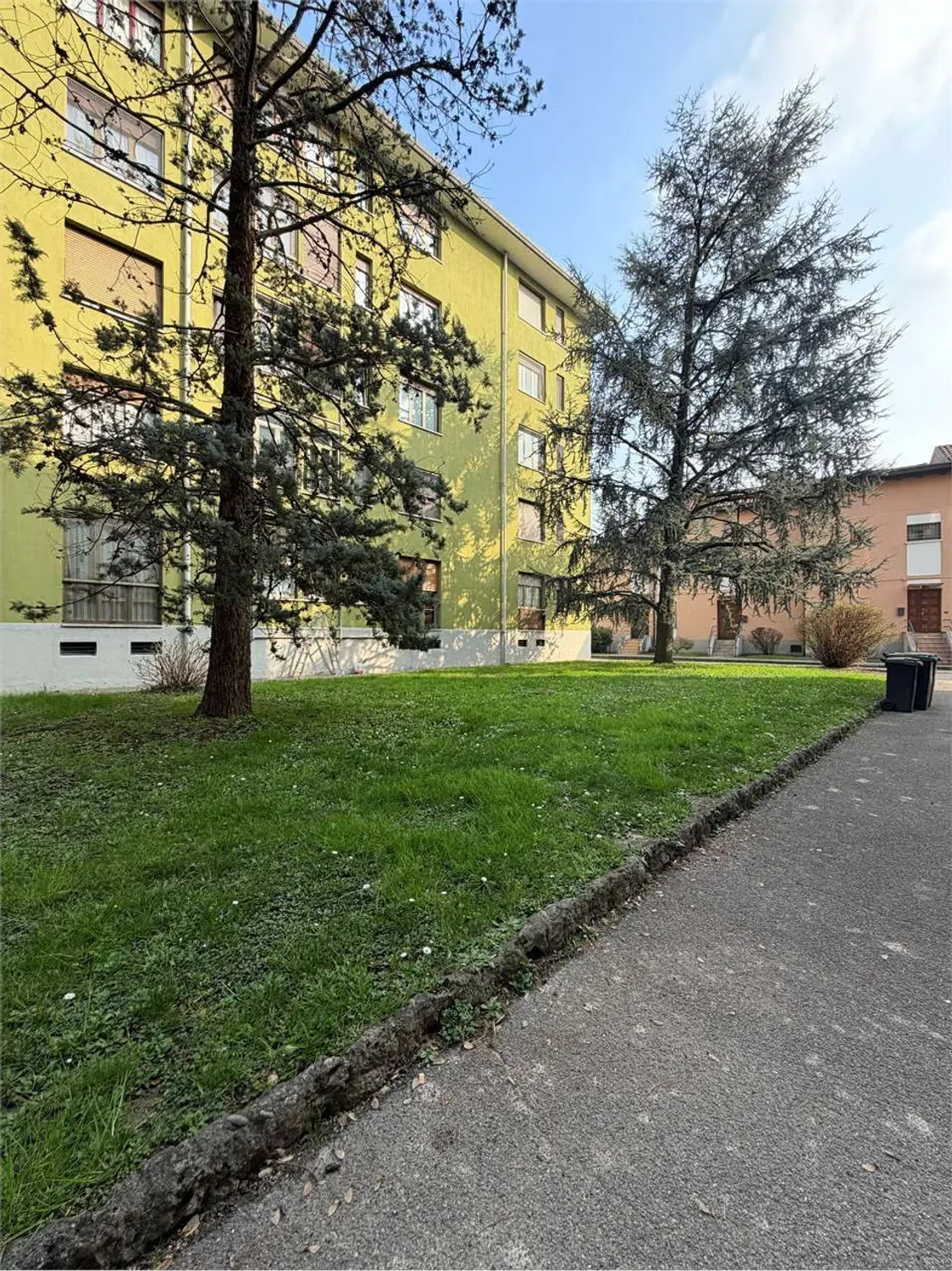 Trilocale in via delle Forze Armate, 327 - Photo 2