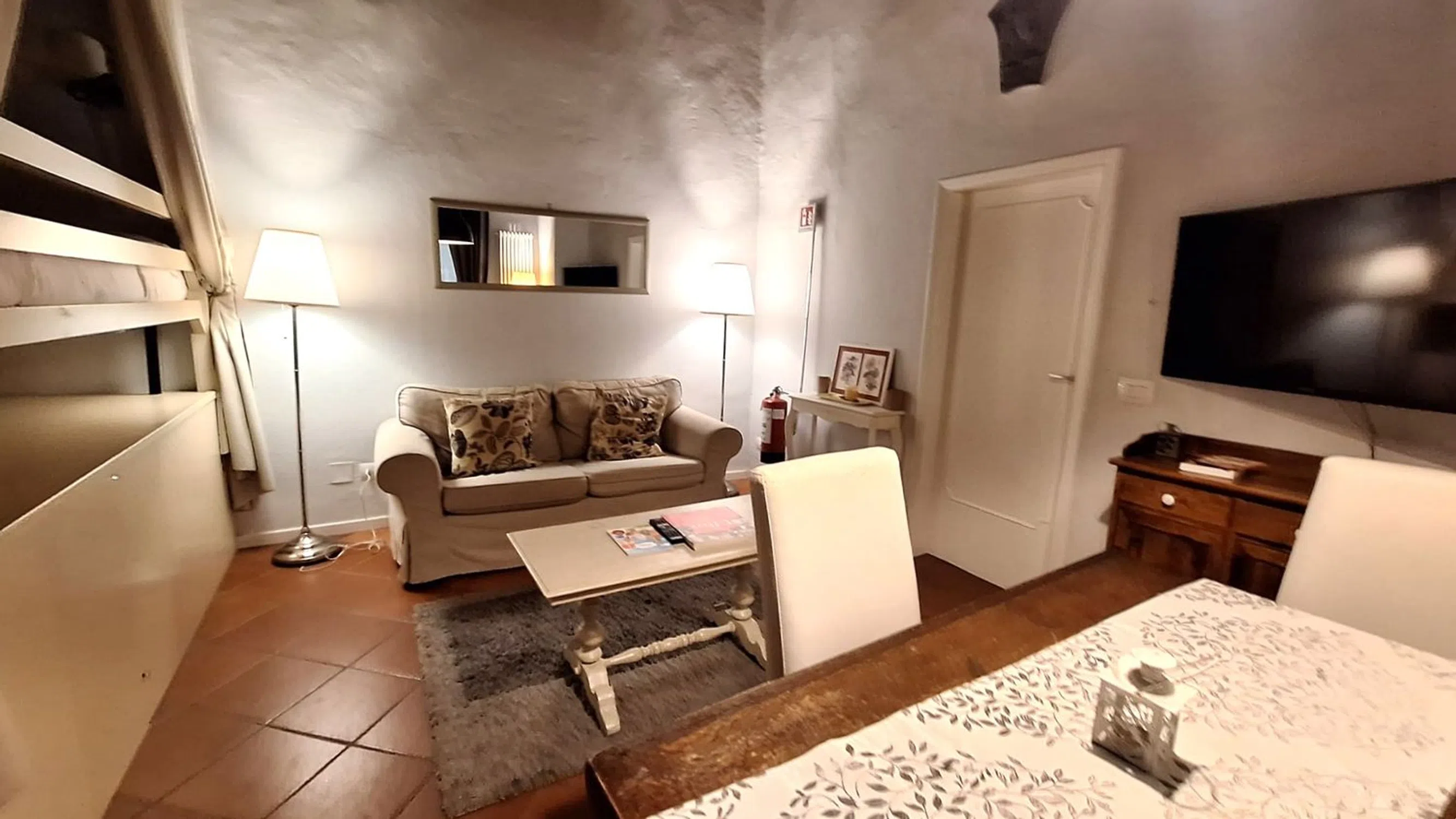Trilocale in Quartiere Oltrarno - San Frediano - Santo Spirito - Photo 7