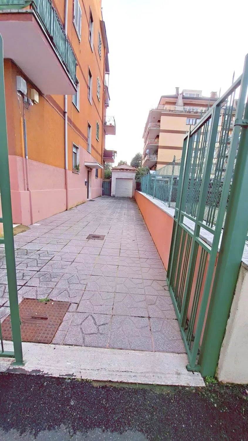 Bilocale in via Poggio Bracciolini s.n.c. - Photo 2