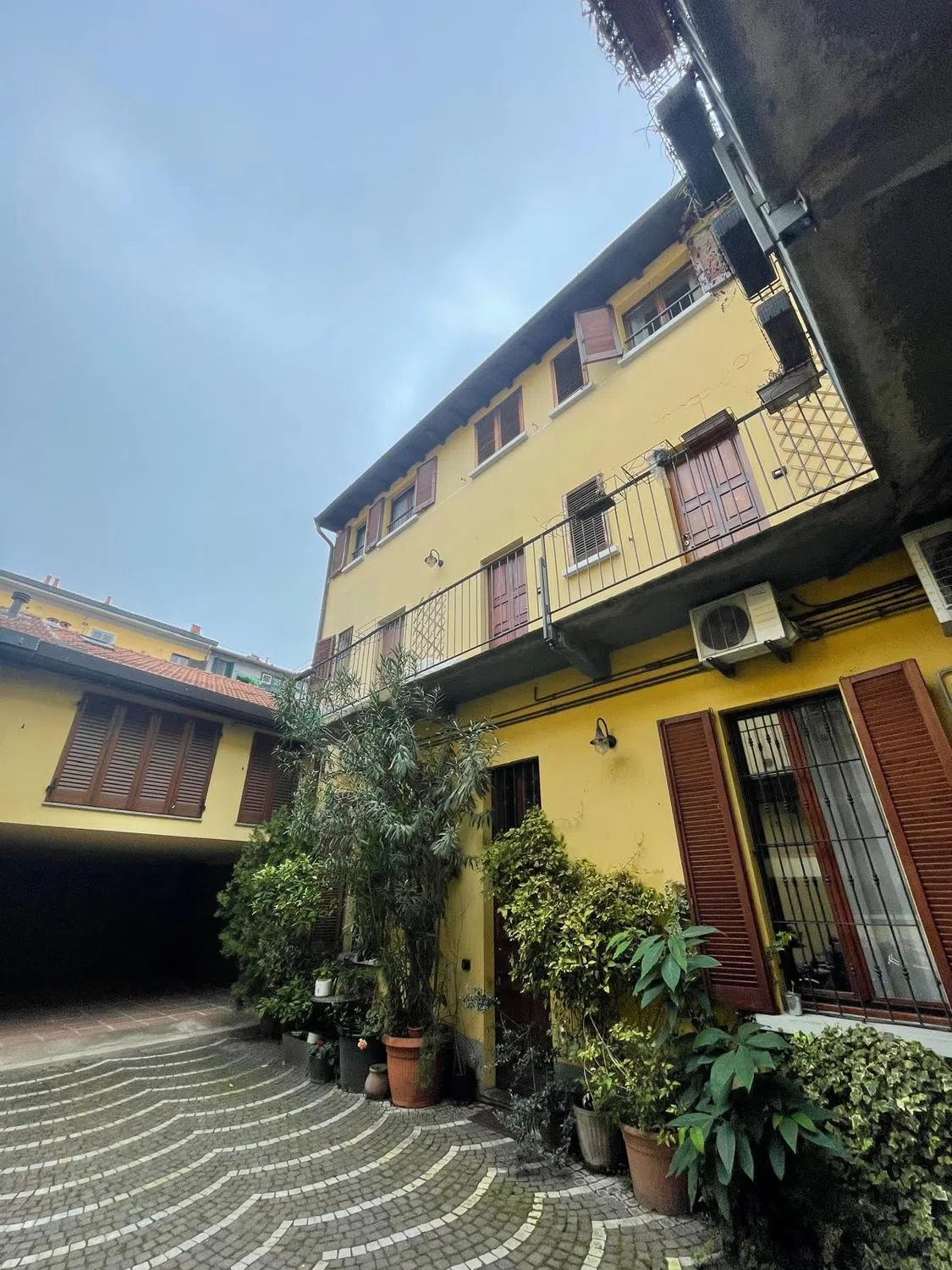 Appartamento su due piani in via Giuseppe Candiani, 126 - Photo 2