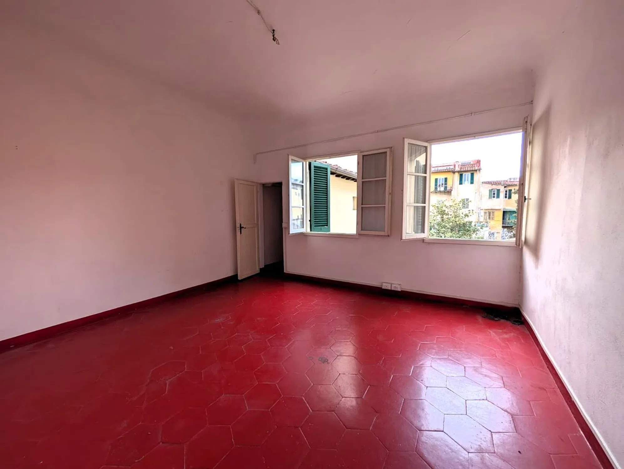 Appartamento in piazza della Indipendenza s.n.c. - Photo 2