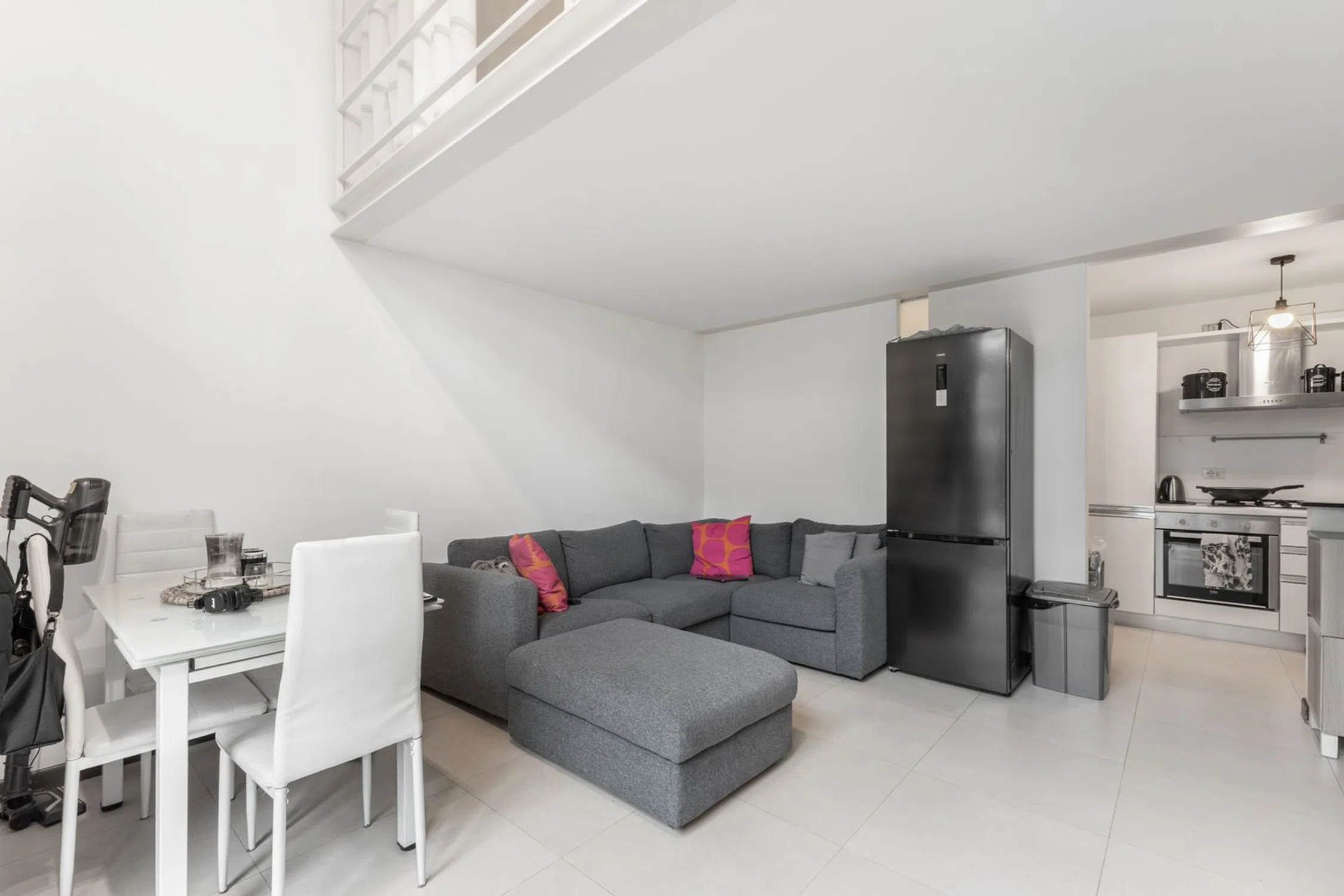 Appartamento su due piani in via Privata Simone Schiaffino, 25 - Photo 6