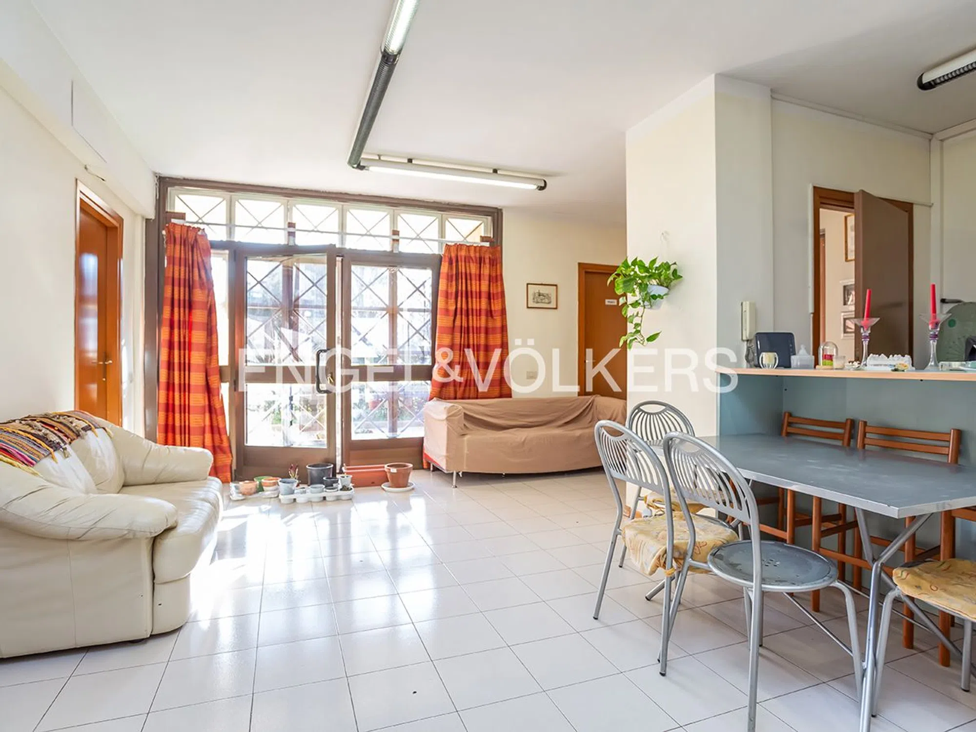 Appartamento in viale Battista Bardanzellu s.n.c. - Photo 3