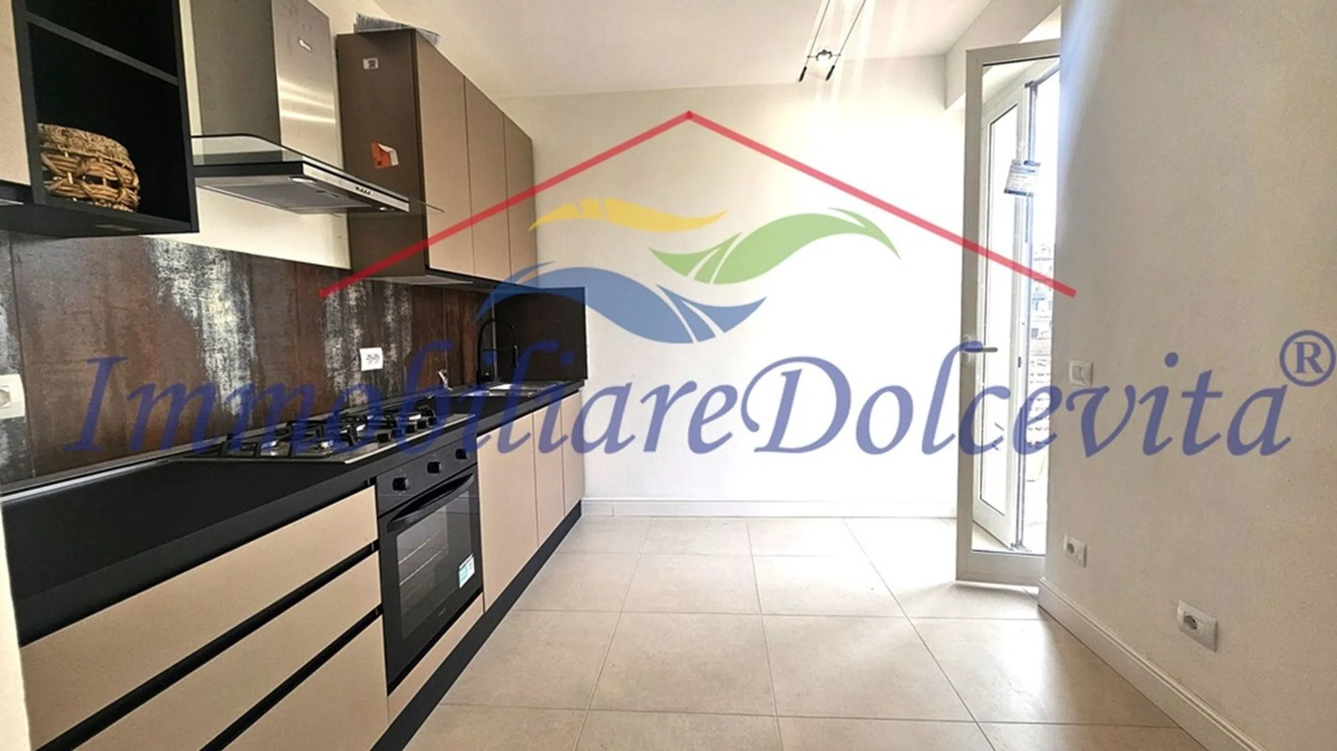 Appartamento su due piani in via Orcagna, 33 n - Photo 3
