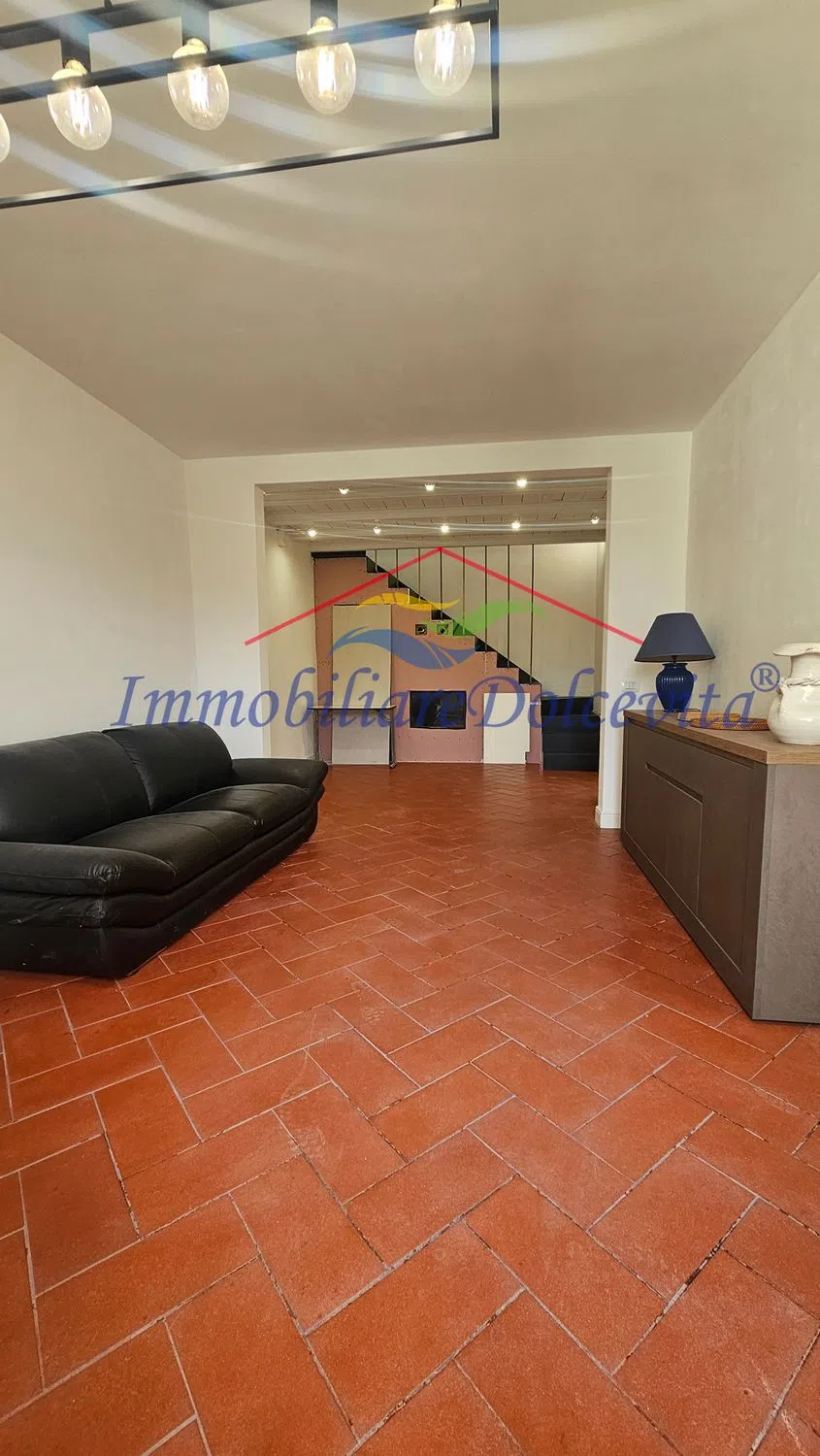 Appartamento su due piani in via Orcagna, 33 n - Photo 4