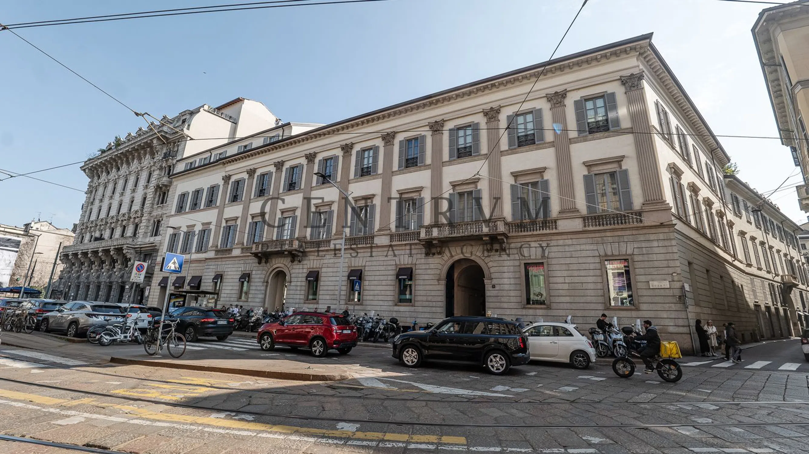 Appartamento su due piani in via Cusani s.n.c. - Photo 3