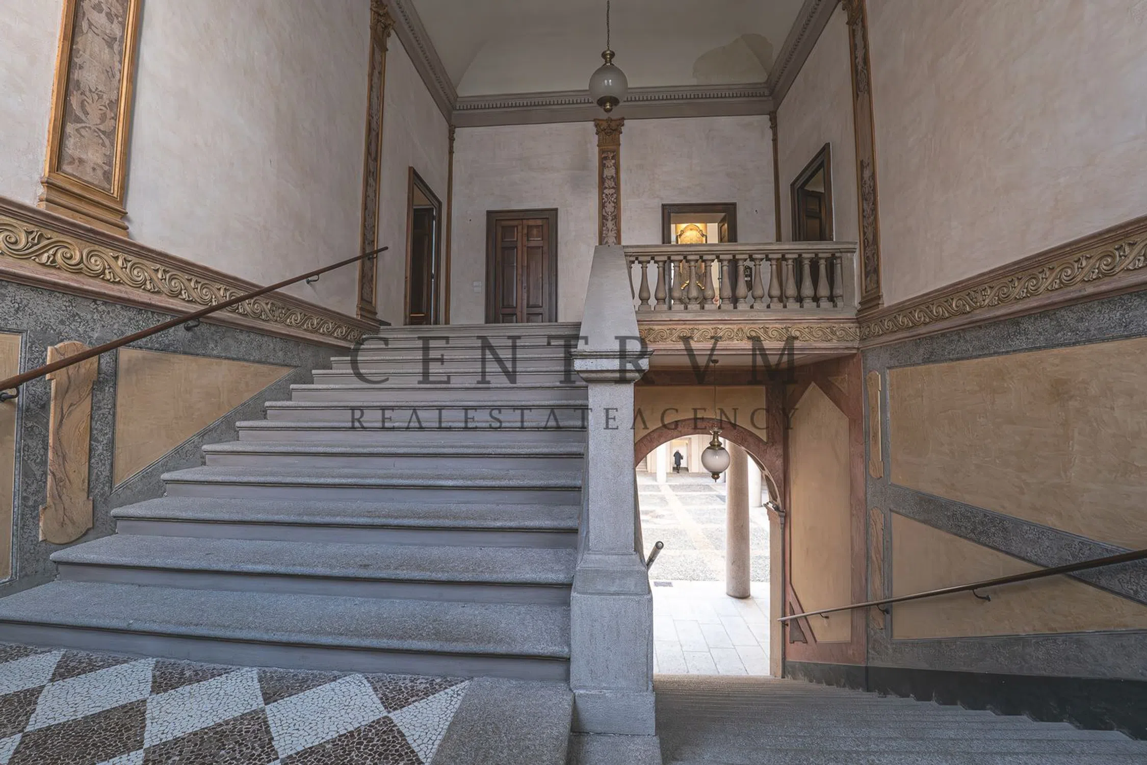 Appartamento su due piani in via Cusani s.n.c. - Photo 5