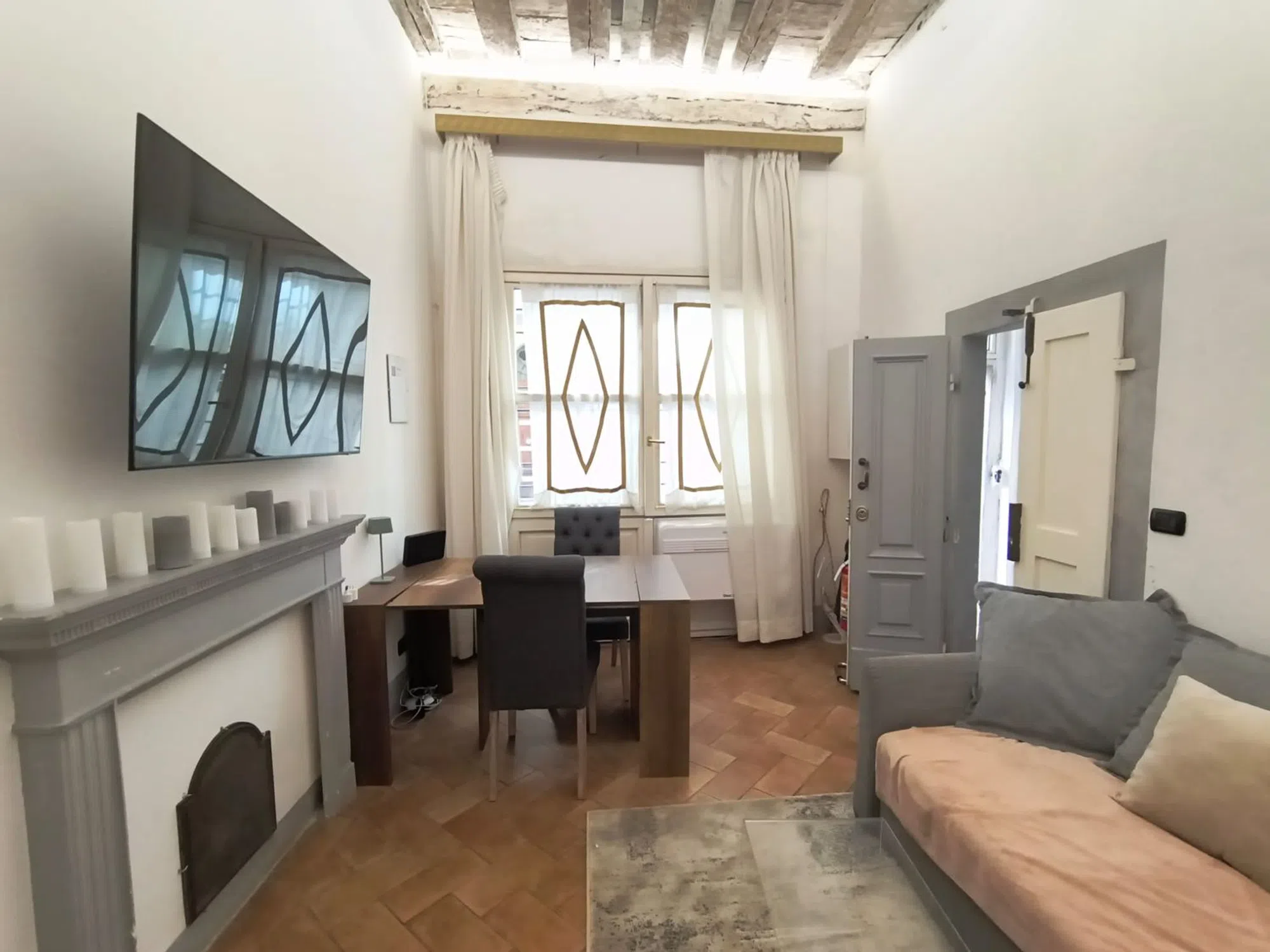 Appartamento su due piani in piazza Carlo Goldoni s.n.c. - Photo 2