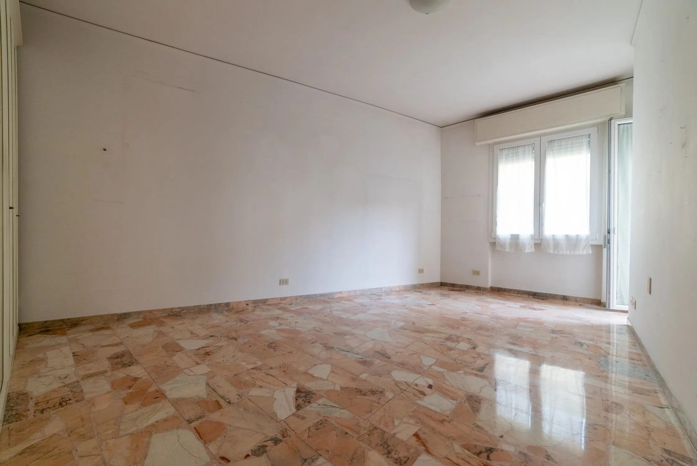 Quadrilocale in Lungarno Cristoforo Colombo s.n.c. - Photo 16