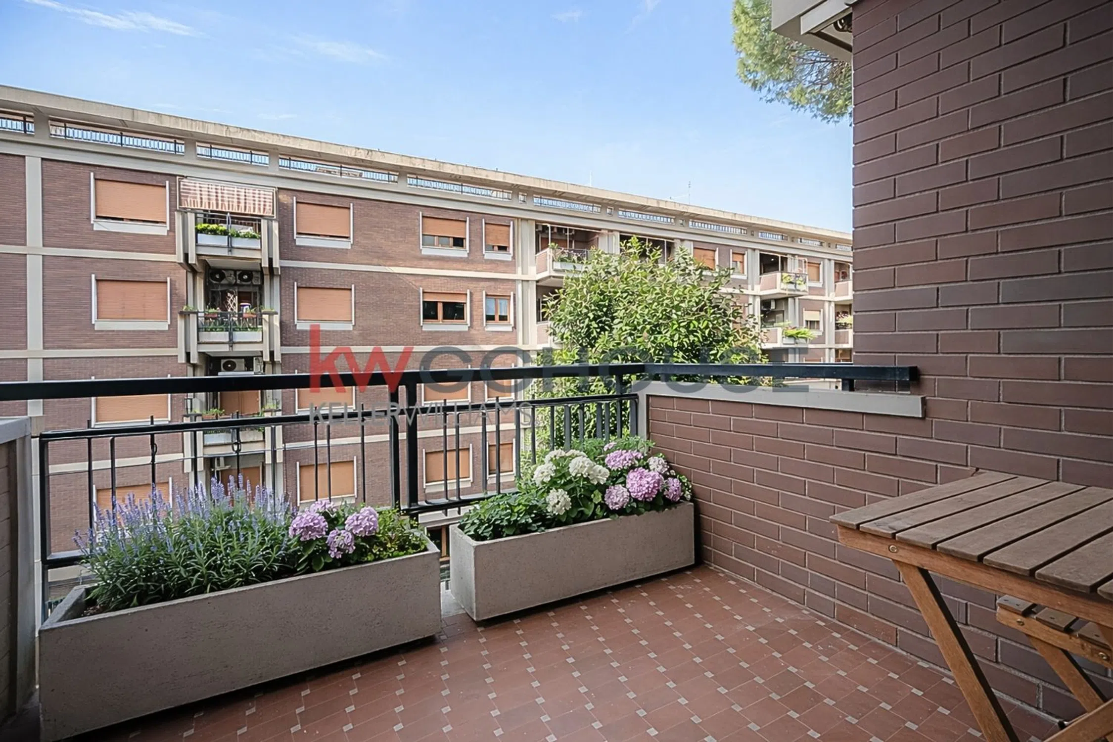 Appartamento in via Fossato di Vico s.n.c. - Photo 10