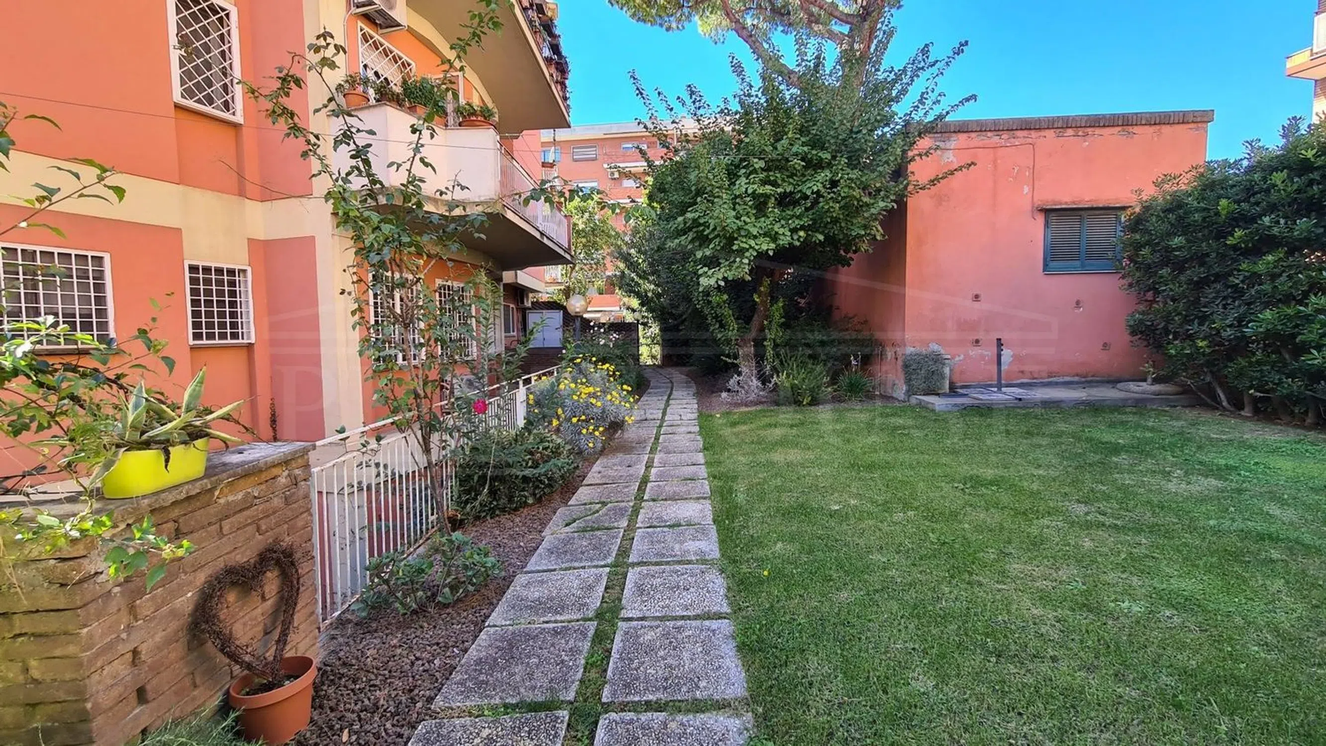Trilocale in via Andrea Alciato, 5 - Photo 17
