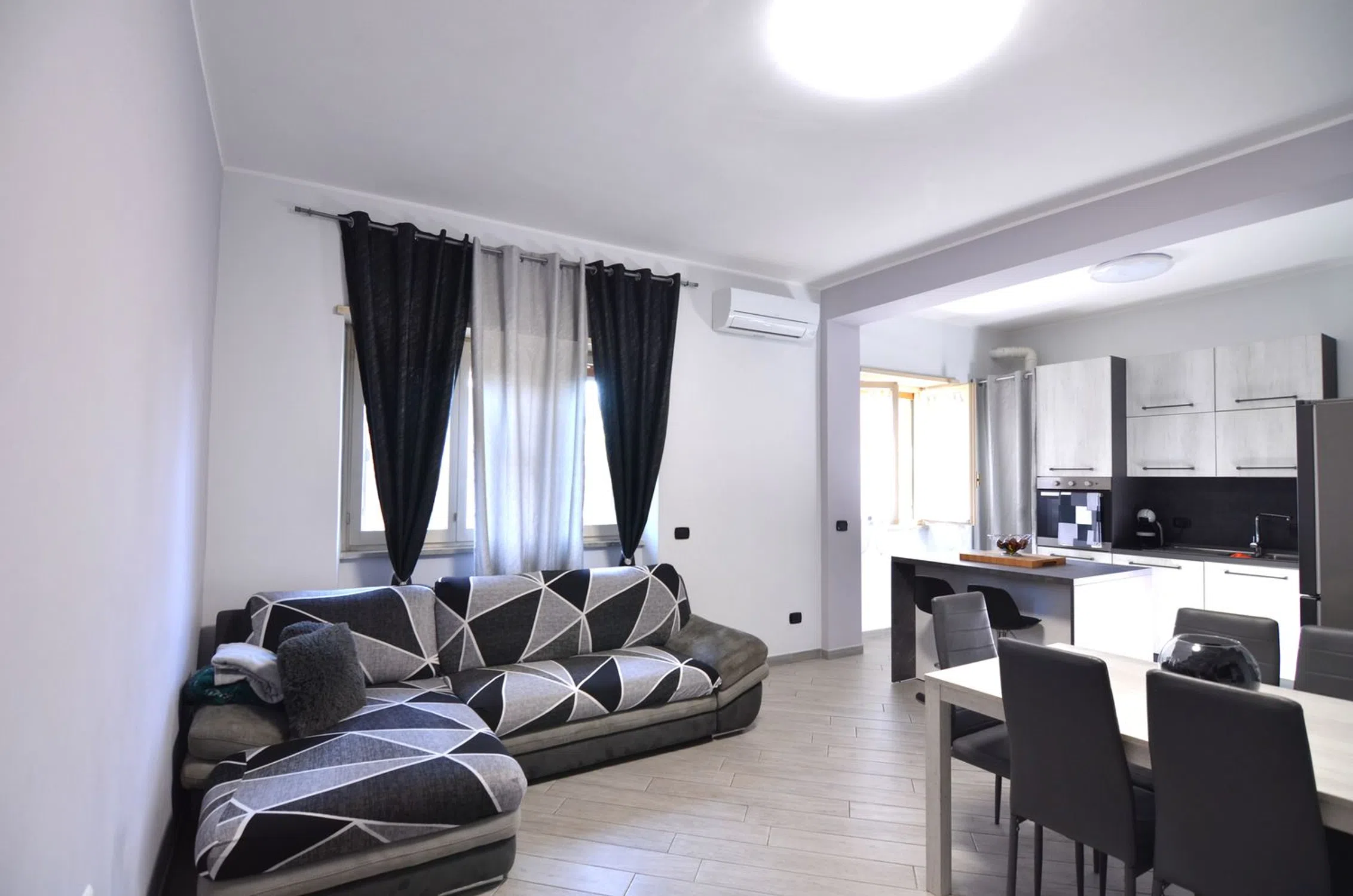 Trilocale in via Stefano Assemani, 58 - Photo 2