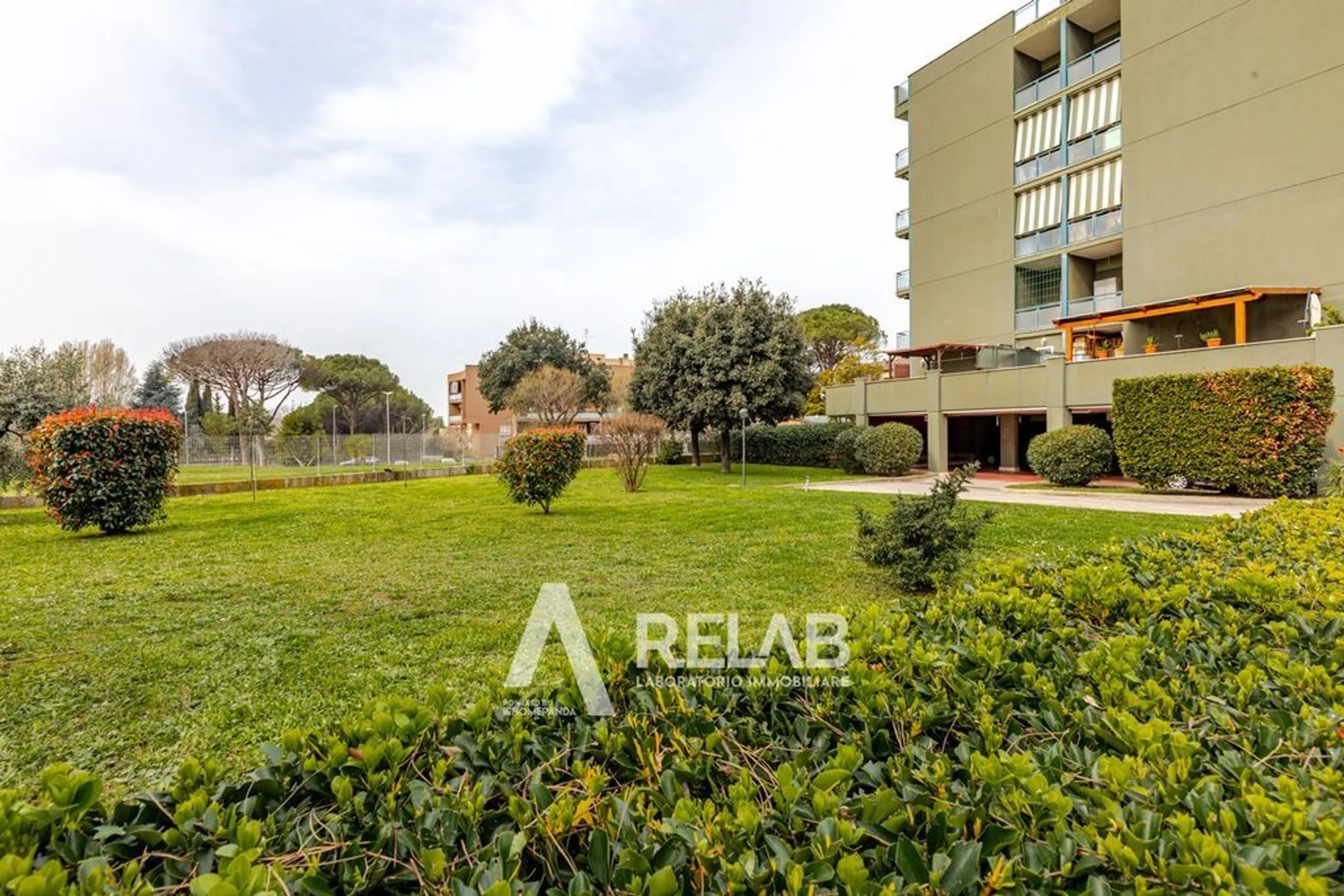 Trilocale in viale Alessandro Ruspoli s.n.c. - Photo 4