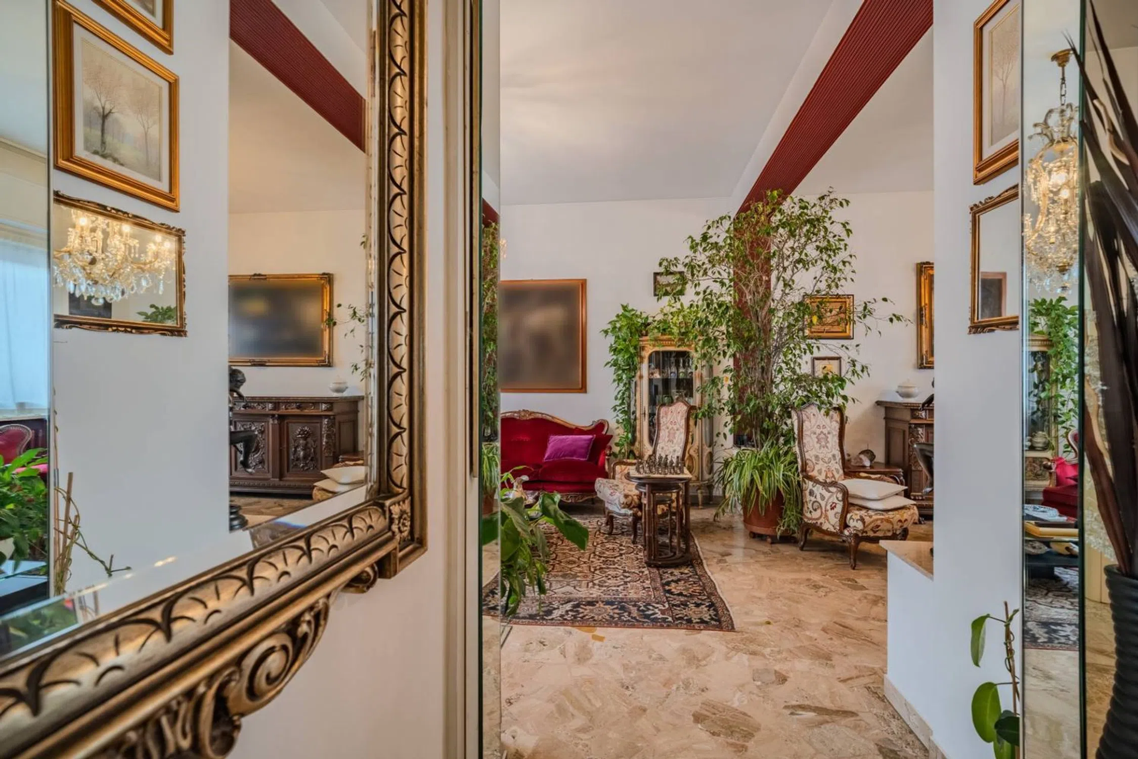 Villa - Photo 5