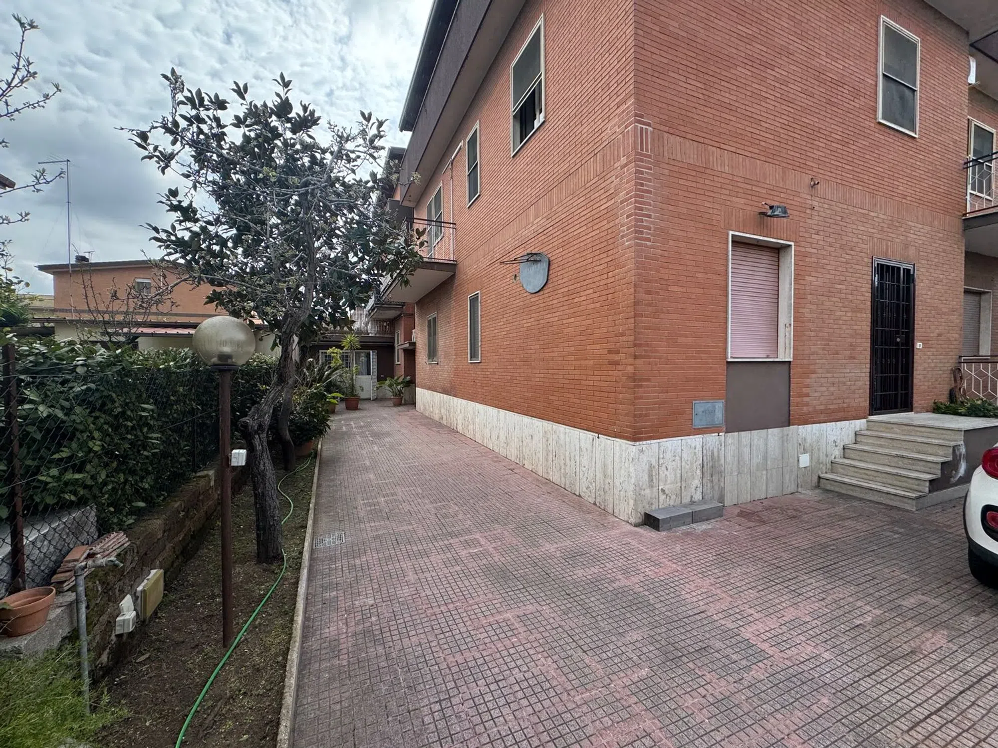 Bilocale in via di Bagnolo - Photo 2