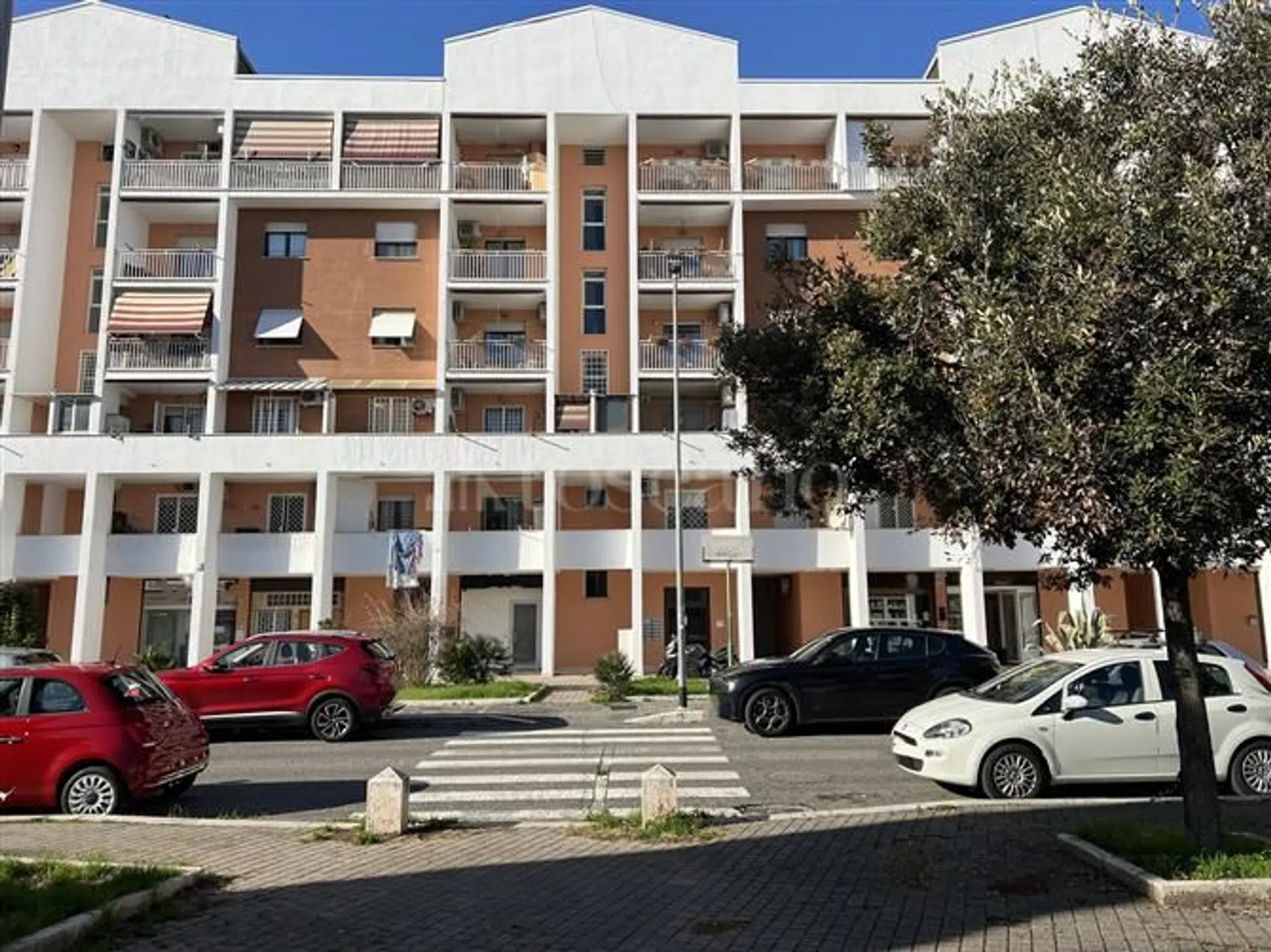 Appartamento in piazza Gaspare Ambrosini - Photo 1