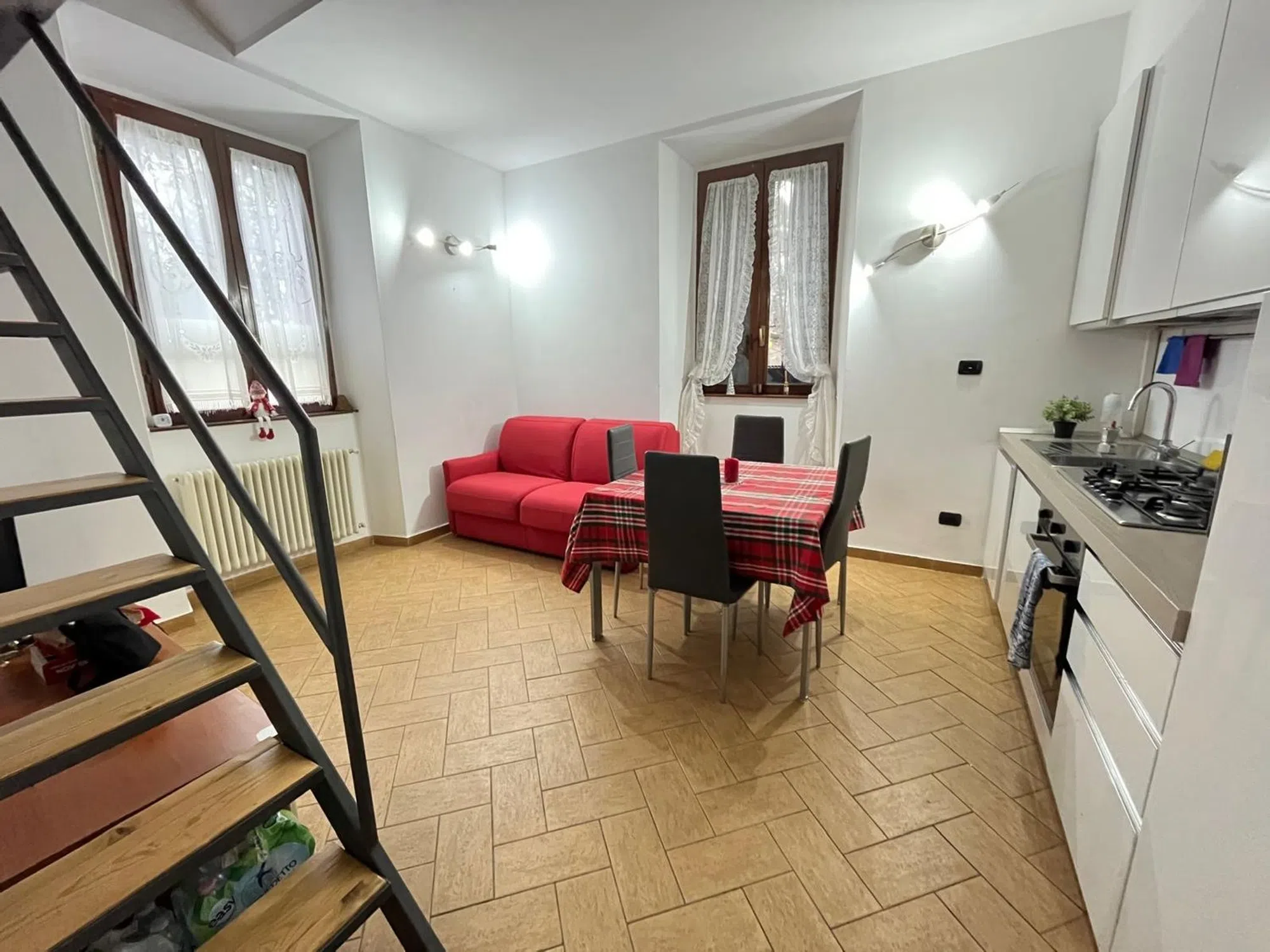 Monolocale in via Giuditta Pasta, 125