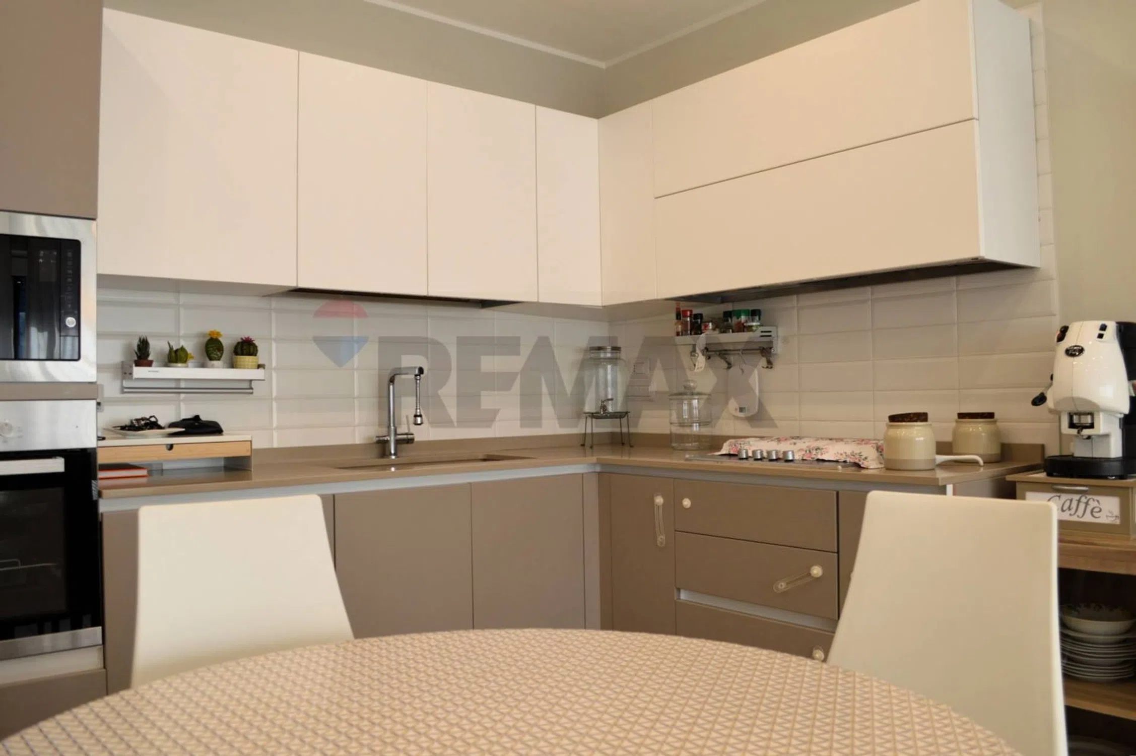 Appartamento su due piani in via Nicola Nicolini, 68 - Photo 4