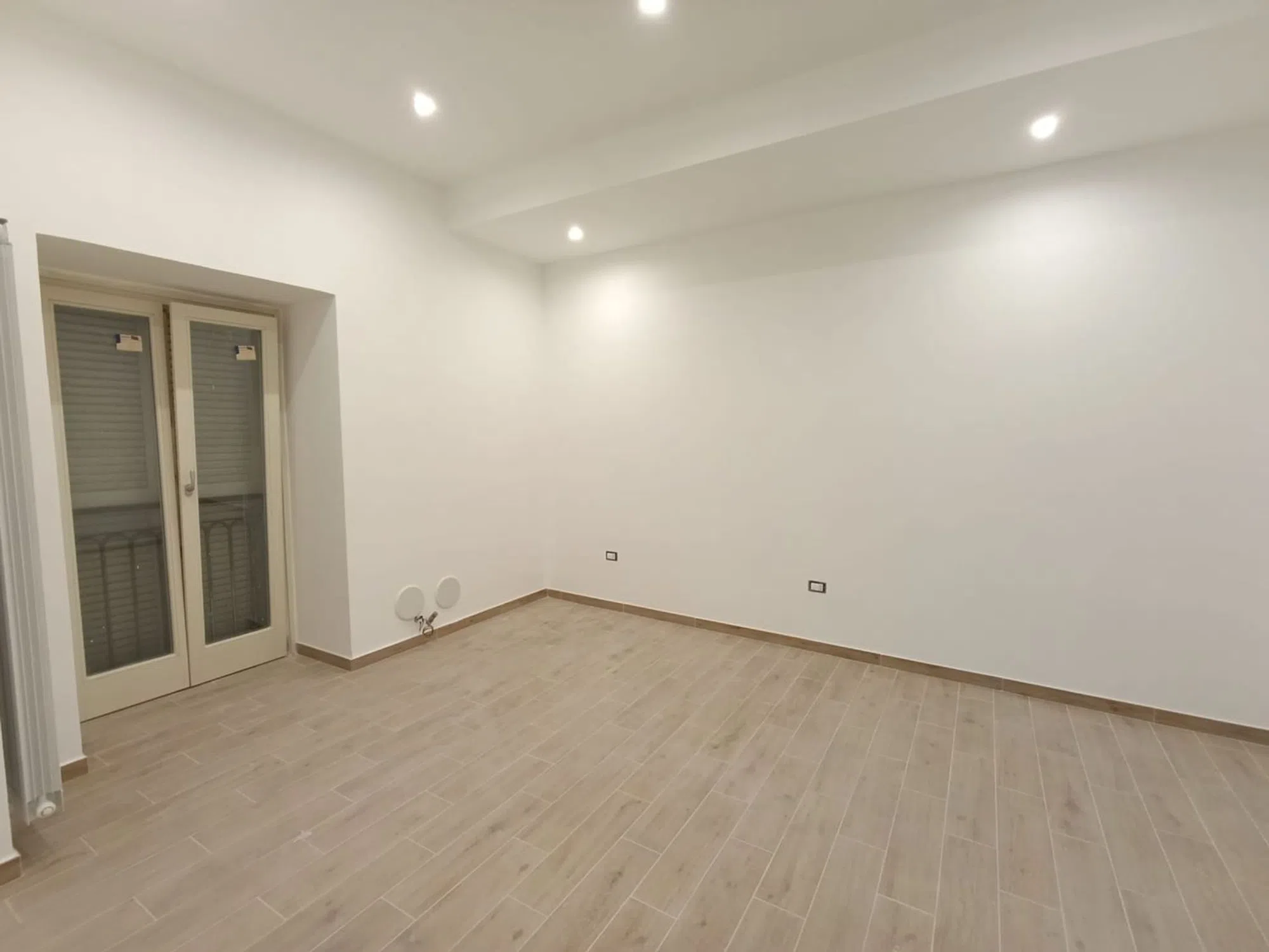 Appartamento su due piani in via Ponti Rossi - Photo 4