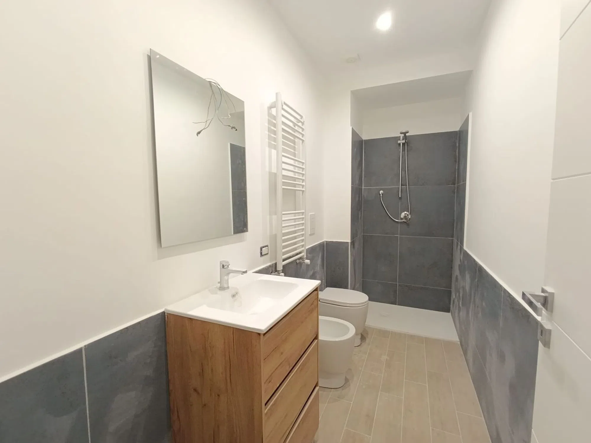 Appartamento su due piani in via Ponti Rossi - Photo 7
