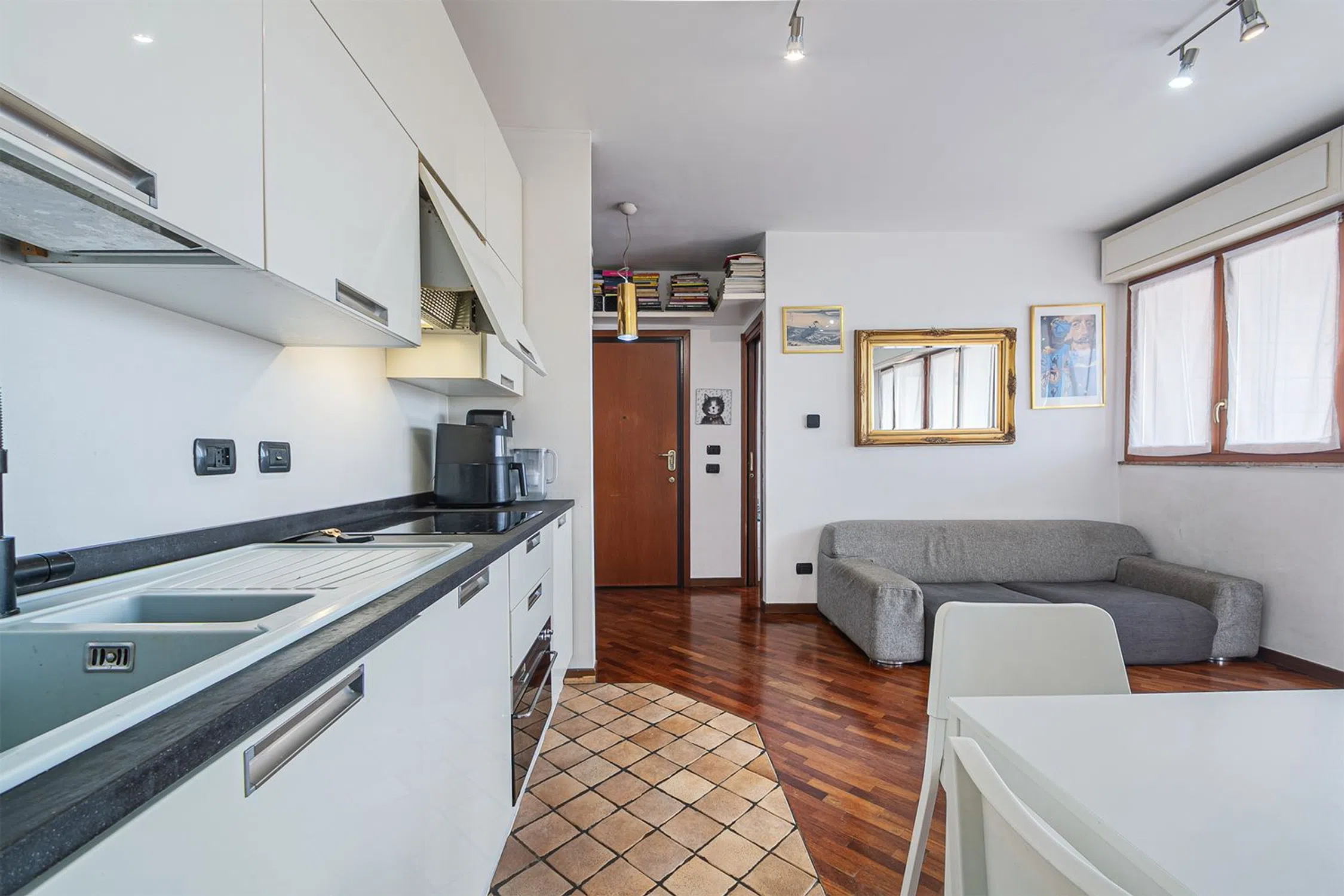 Trilocale in viale Carlo Espinasse, 122 - Photo 3