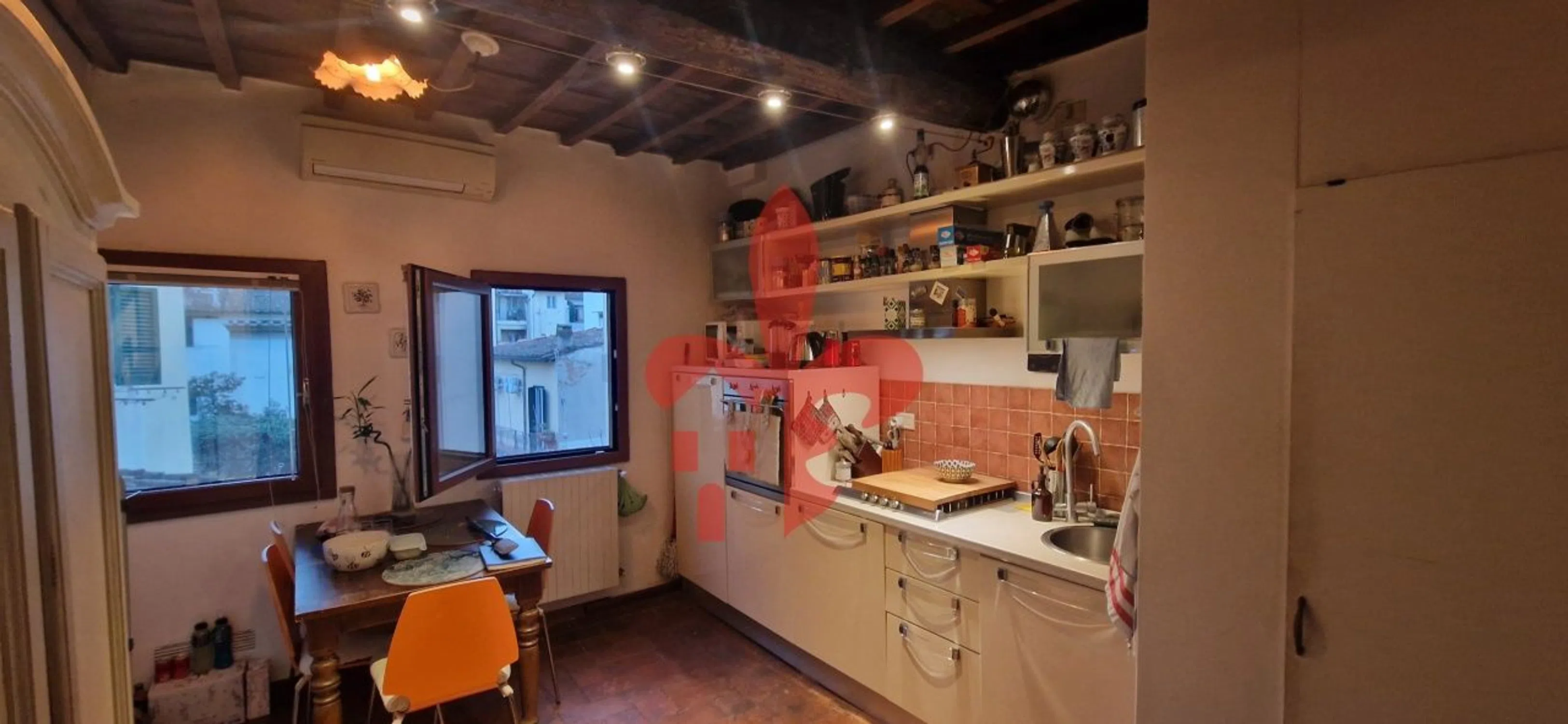 Trilocale in Quartiere Oltrarno - San Frediano - Santo Spirito - Photo 5
